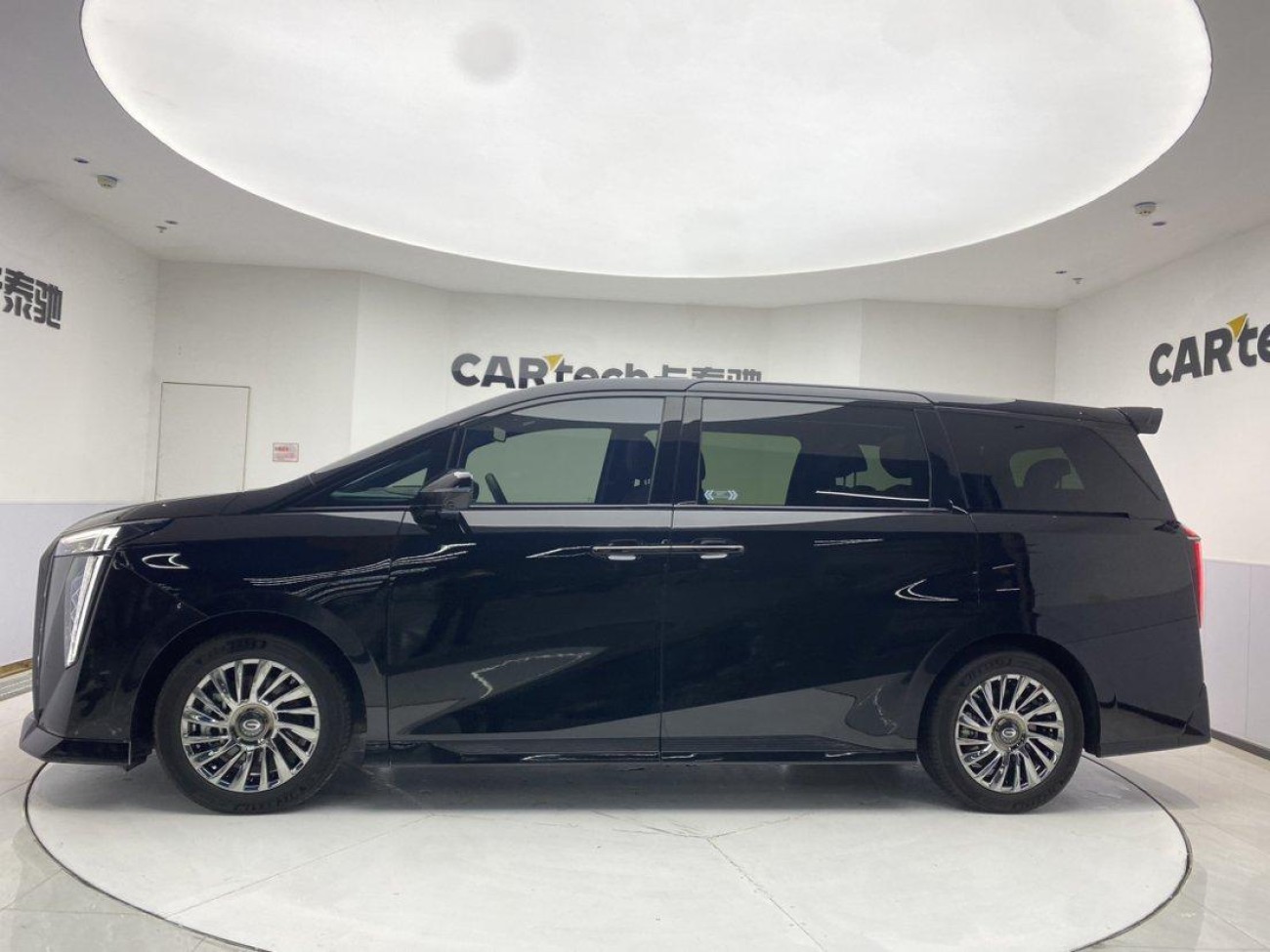 Trumpchi M8 2025