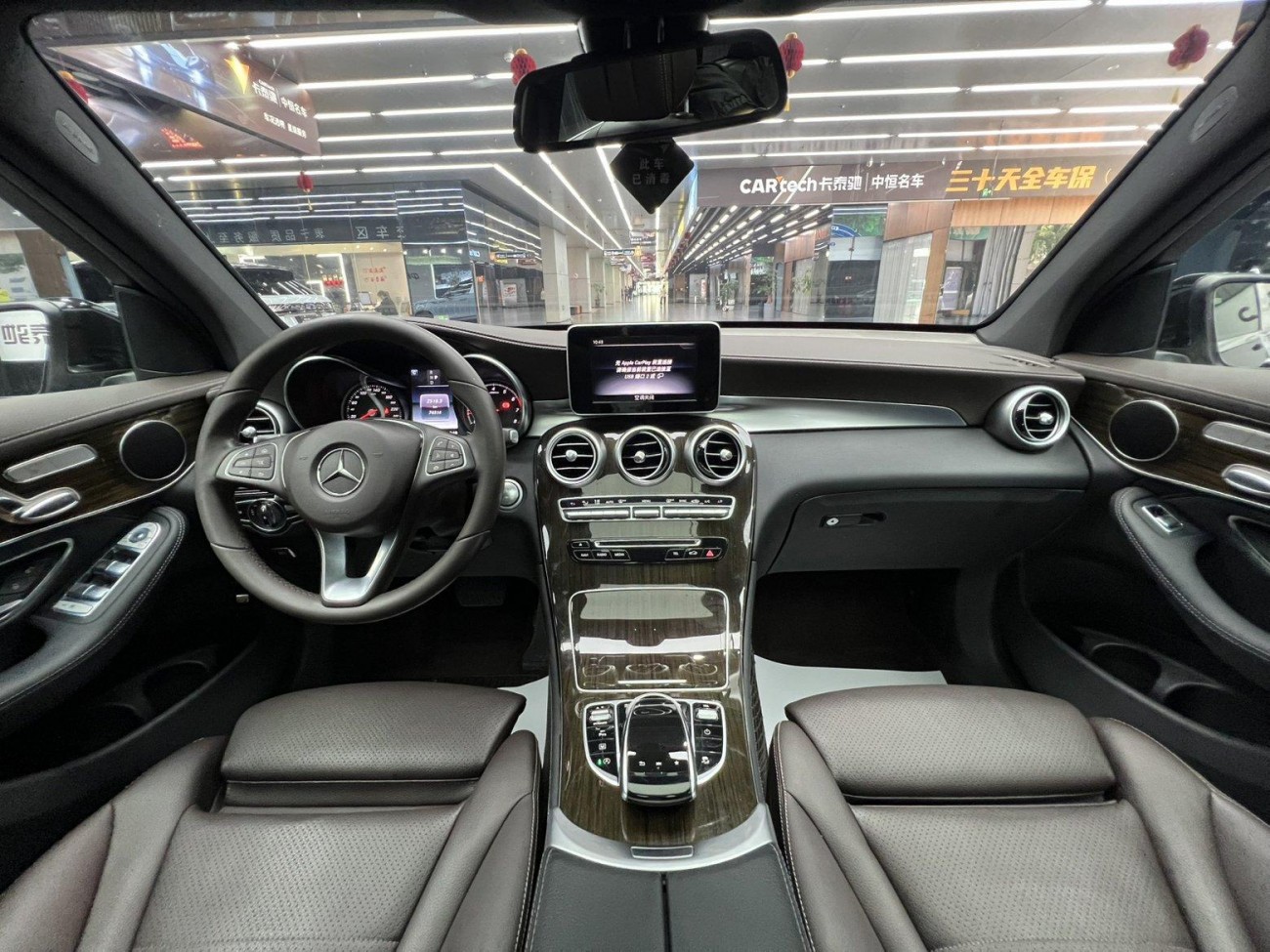 Mercedes-Benz GLC 260 L 2019