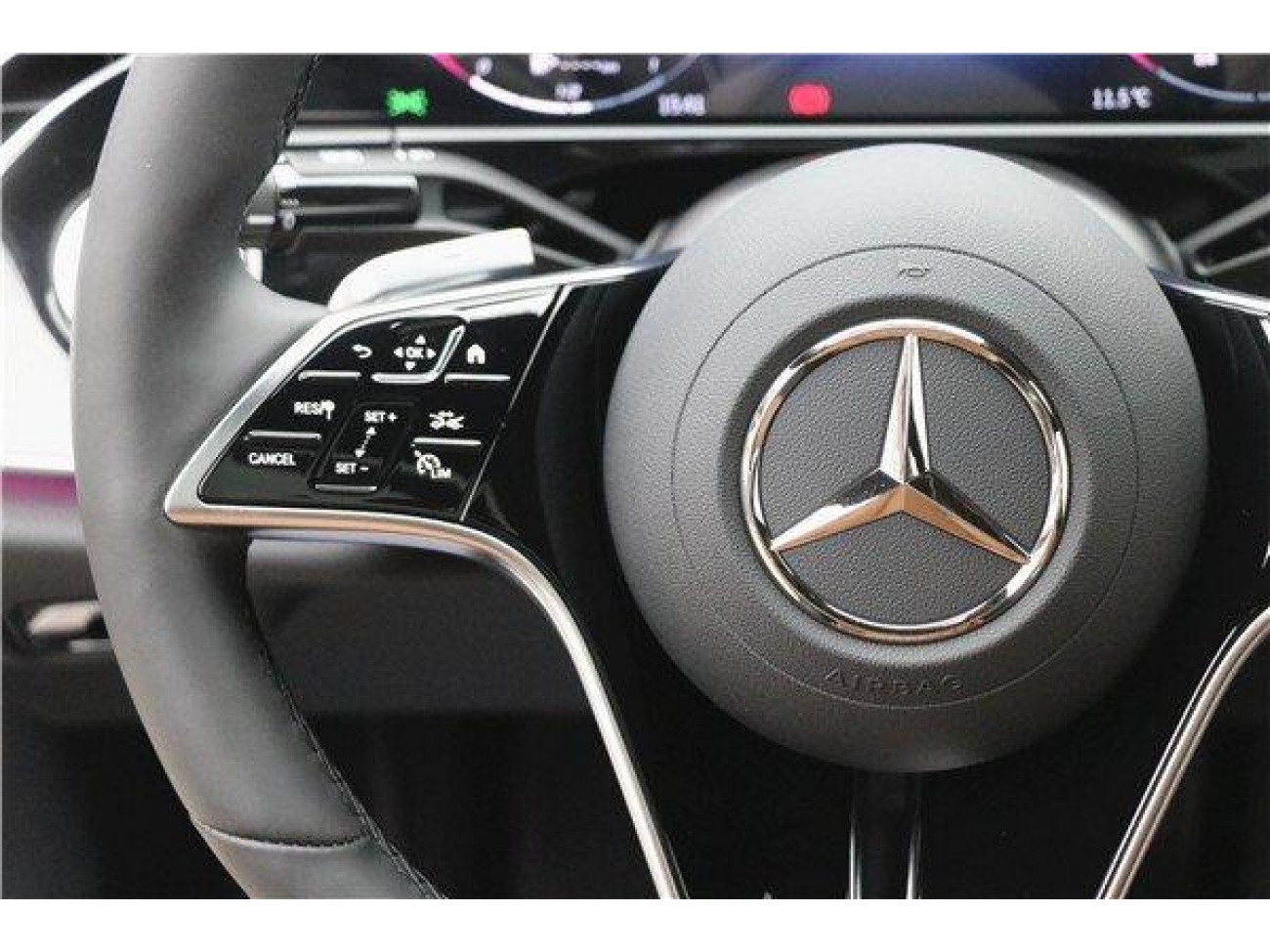 Mercedes-Benz E 300 L 2025