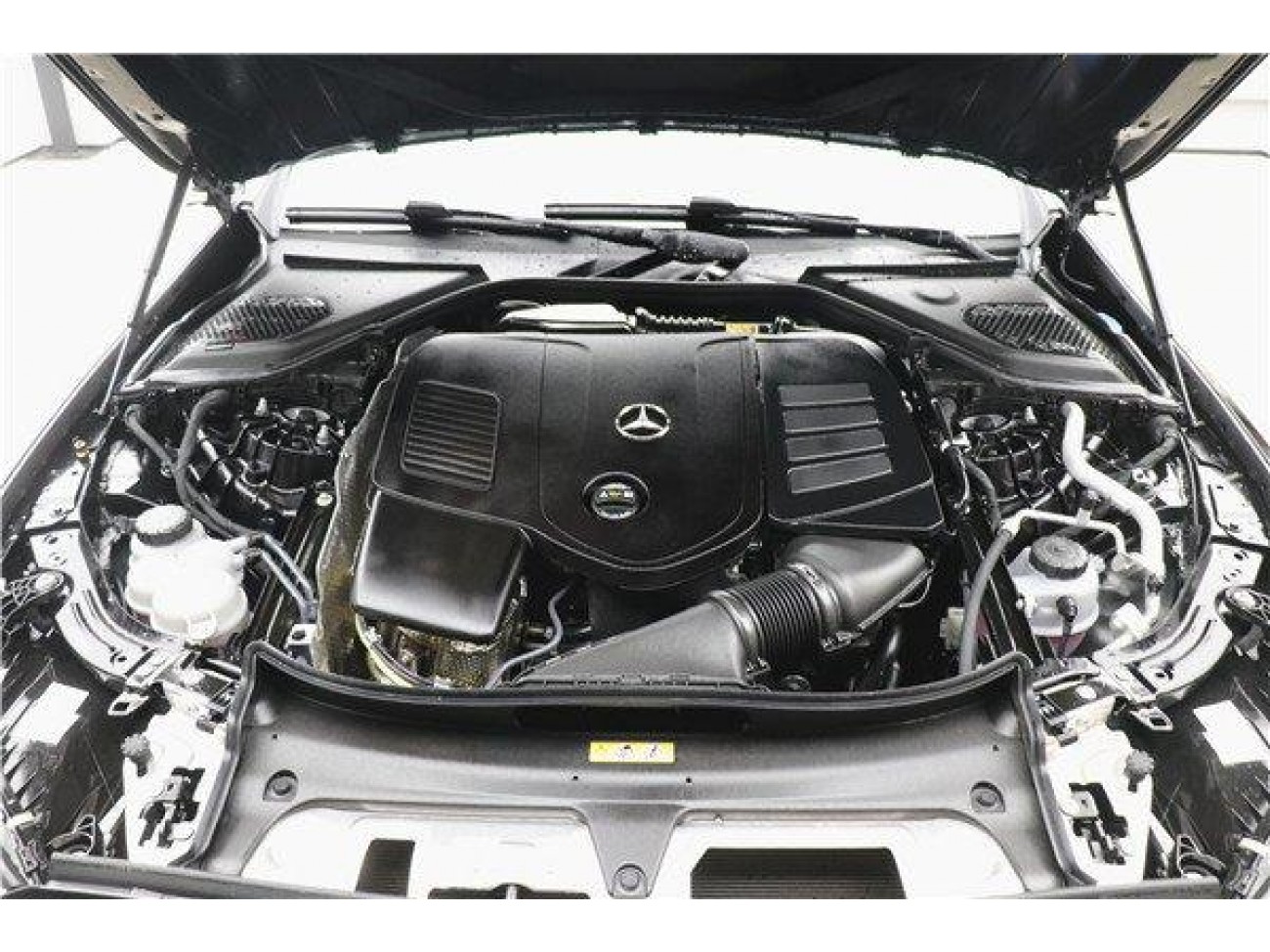 Mercedes-Benz E 300 L 2025