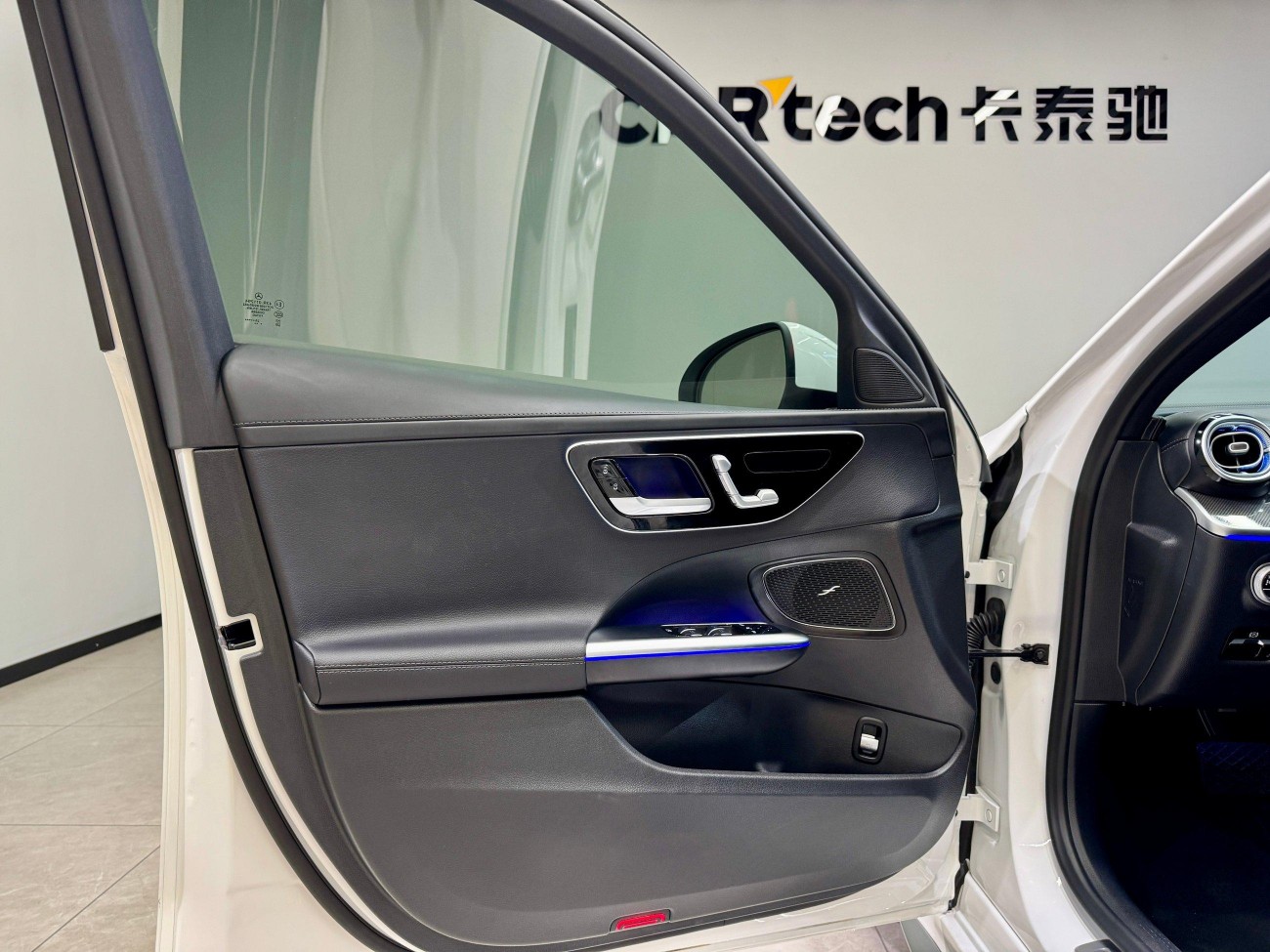 Mercedes-Benz C 260 L 2025