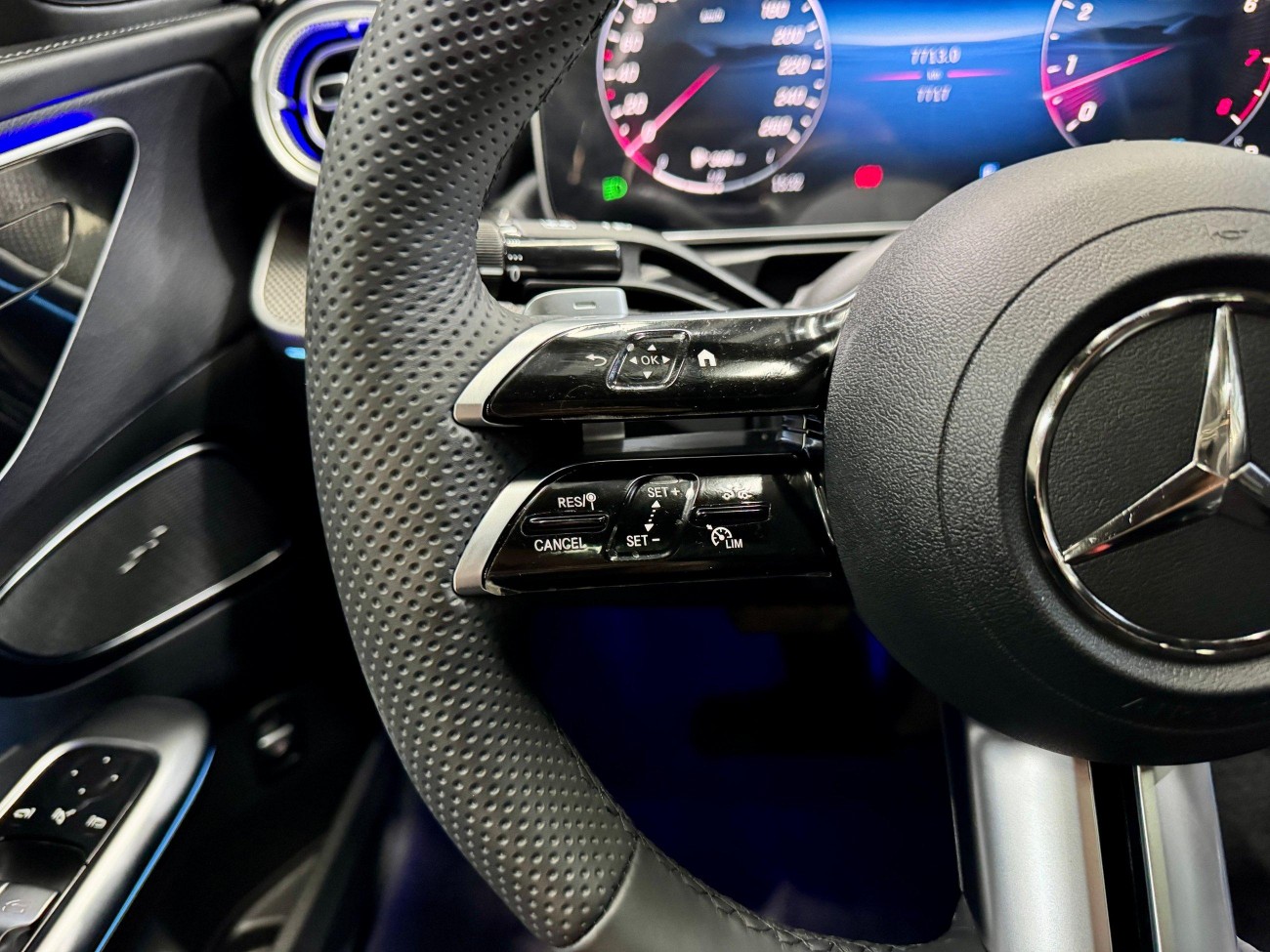 Mercedes-Benz C 260 L 2025