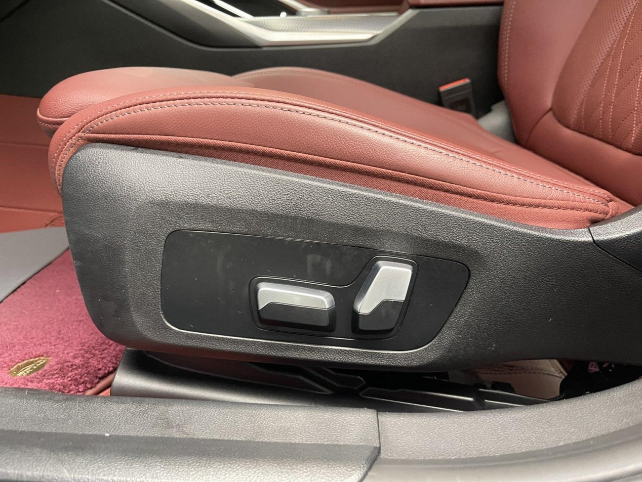 BMW 325Li 2023