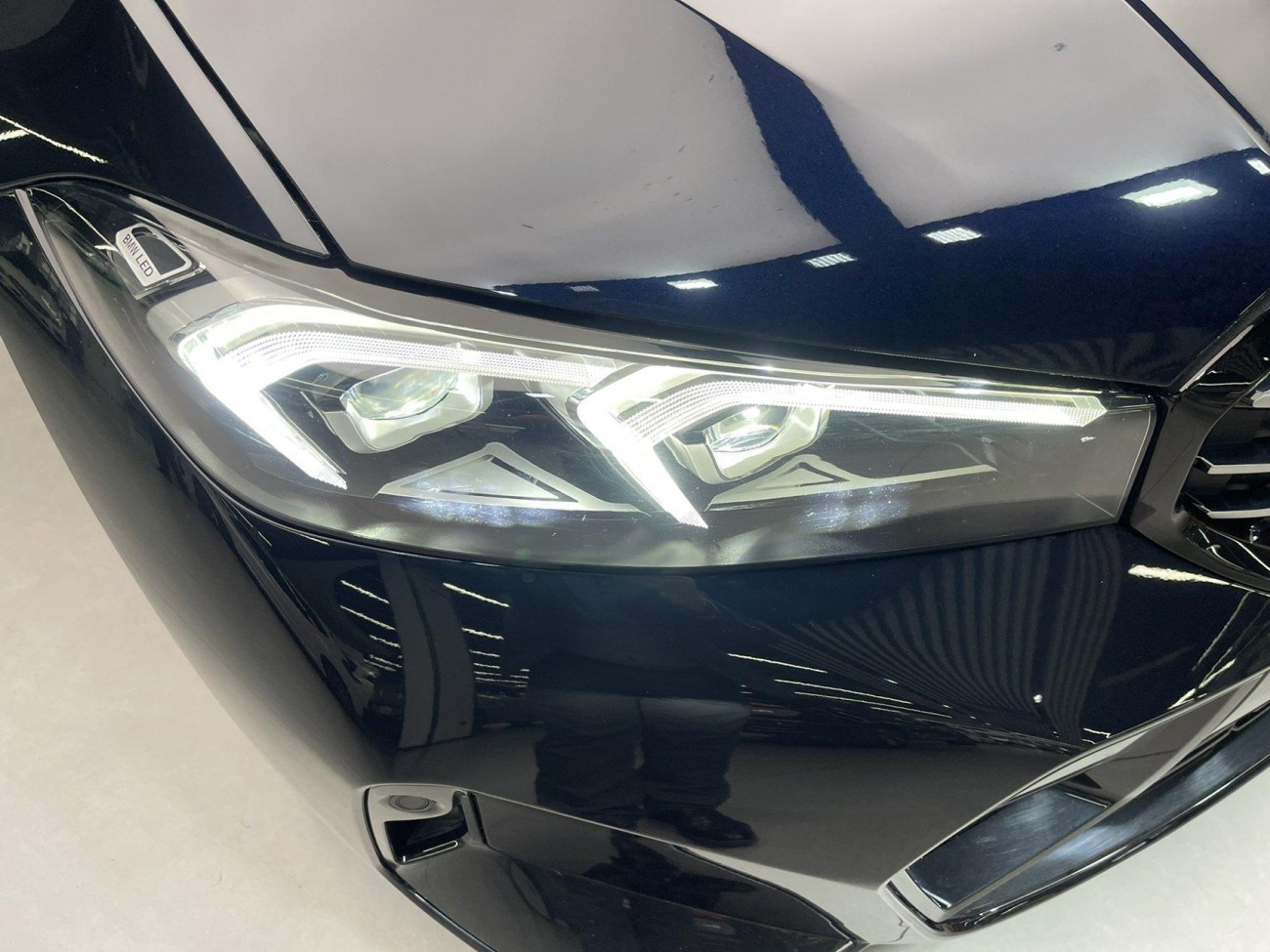 BMW 325Li 2023