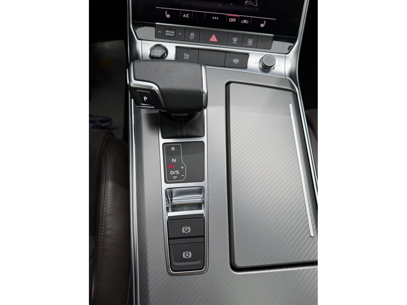 Audi A7L 45 TFSI 2023