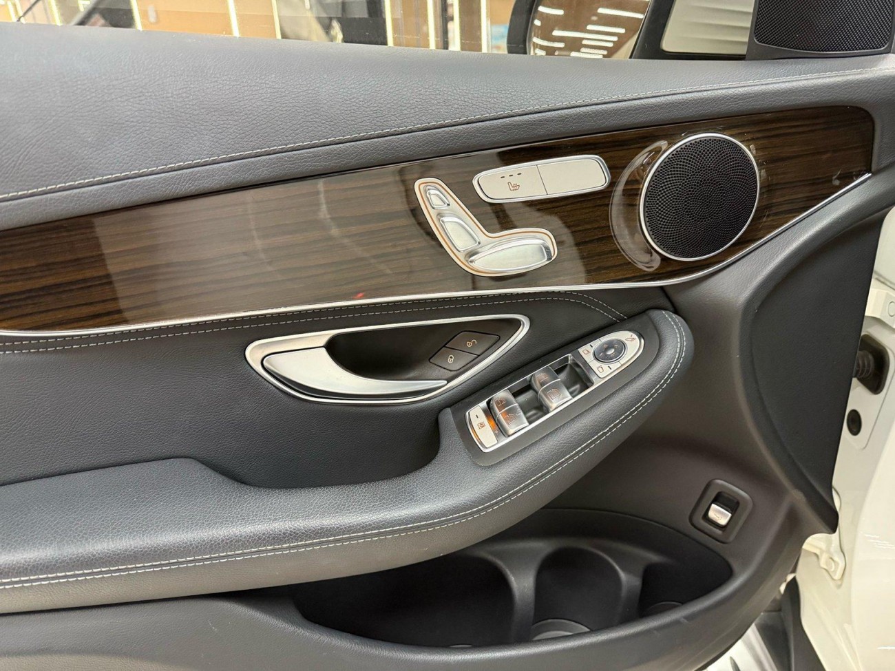 Mercedes-Benz GLC260 4MATIC 2017