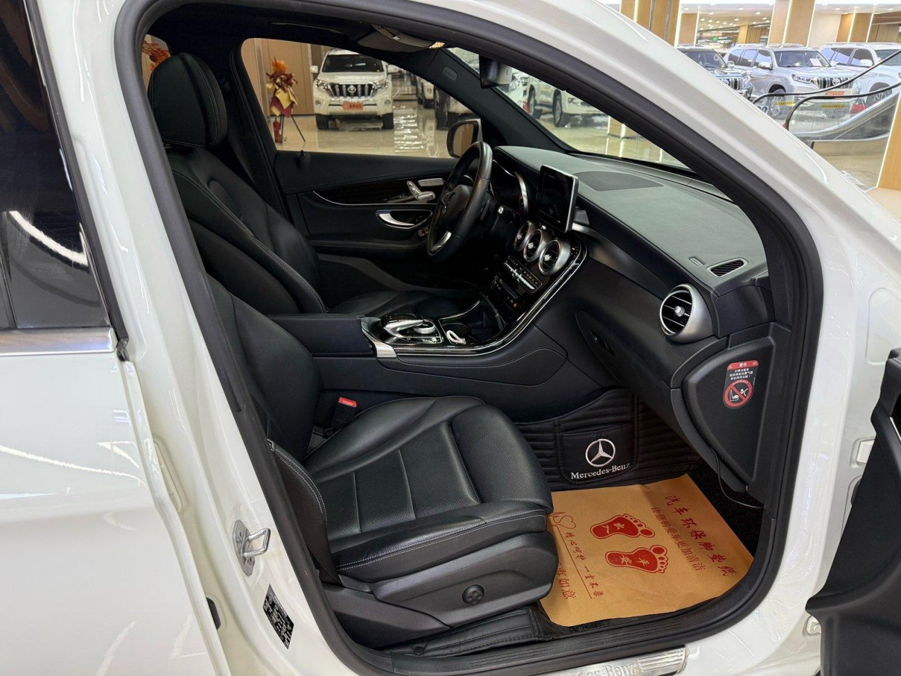 Mercedes-Benz GLC260 4MATIC 2017