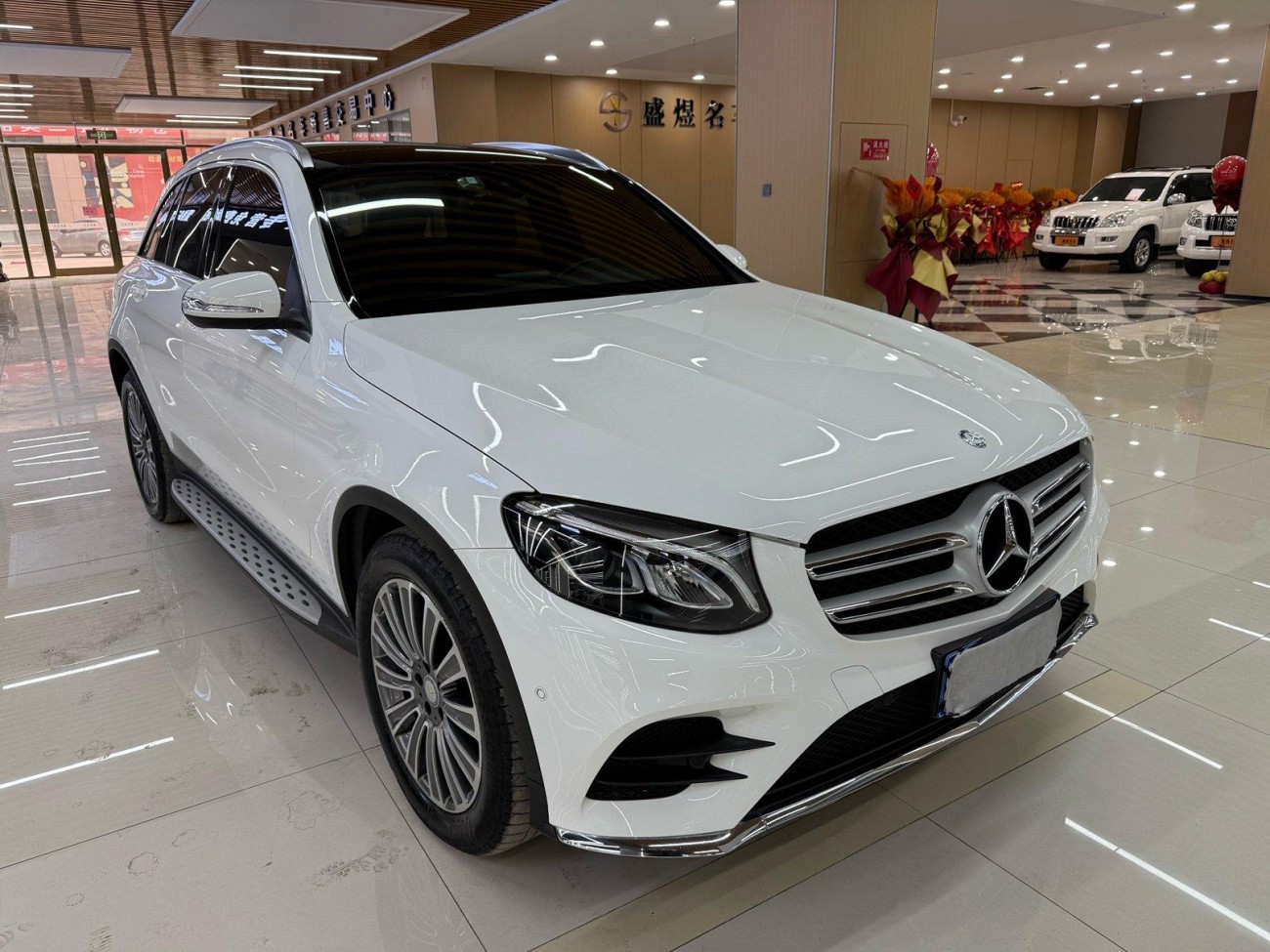 Mercedes-Benz GLC260 4MATIC 2017