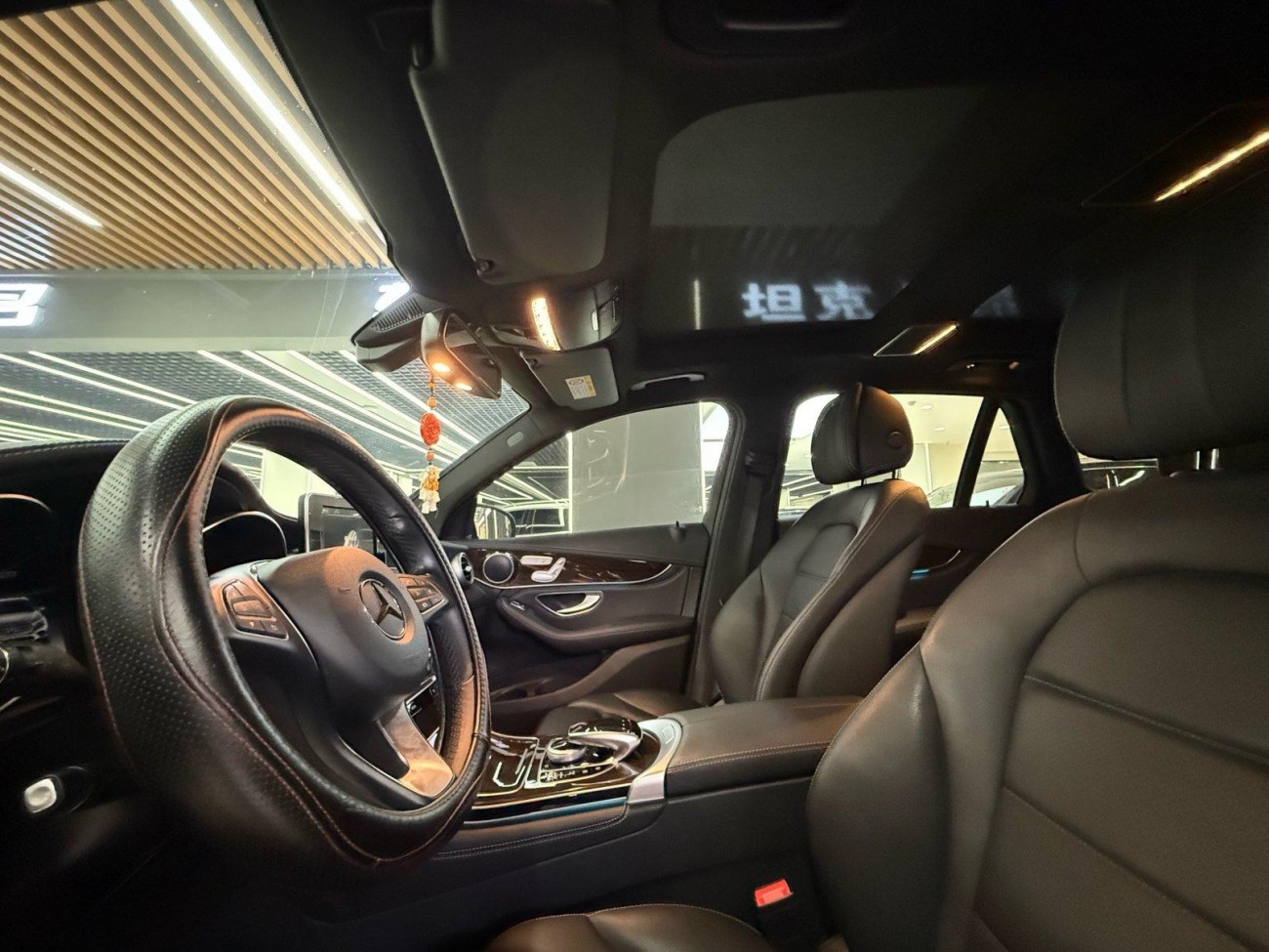Mercedes-Benz GLC 260 L 2019