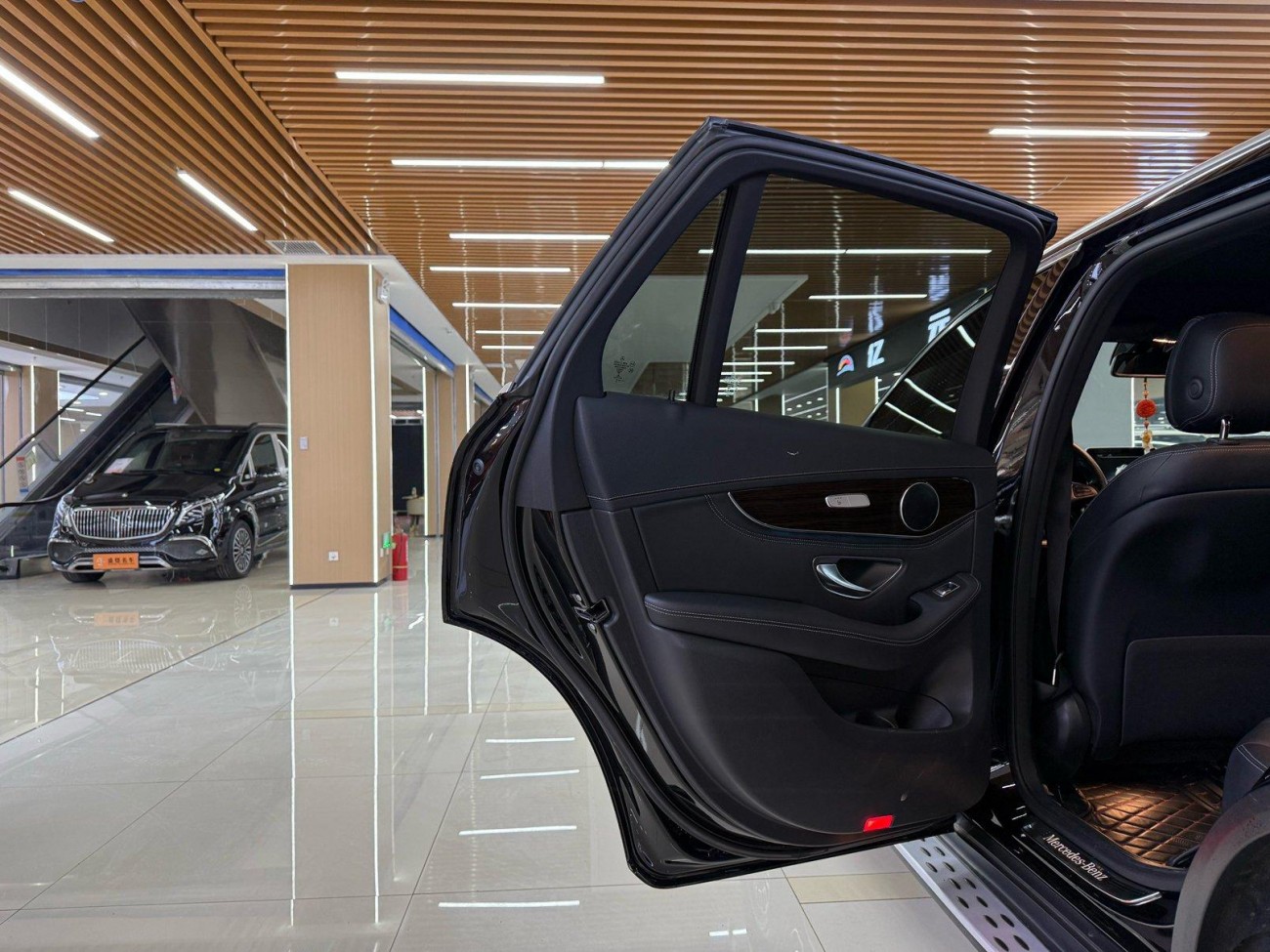 Mercedes-Benz GLC 260 L 2019