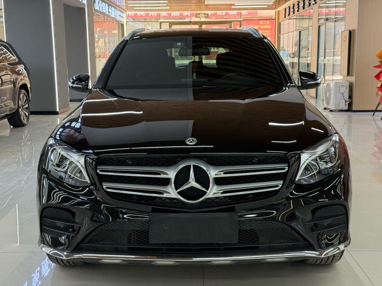 Mercedes-Benz GLC 260 L 2019