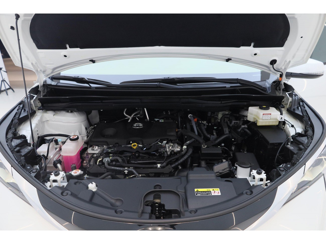 Toyota Granvia 2024