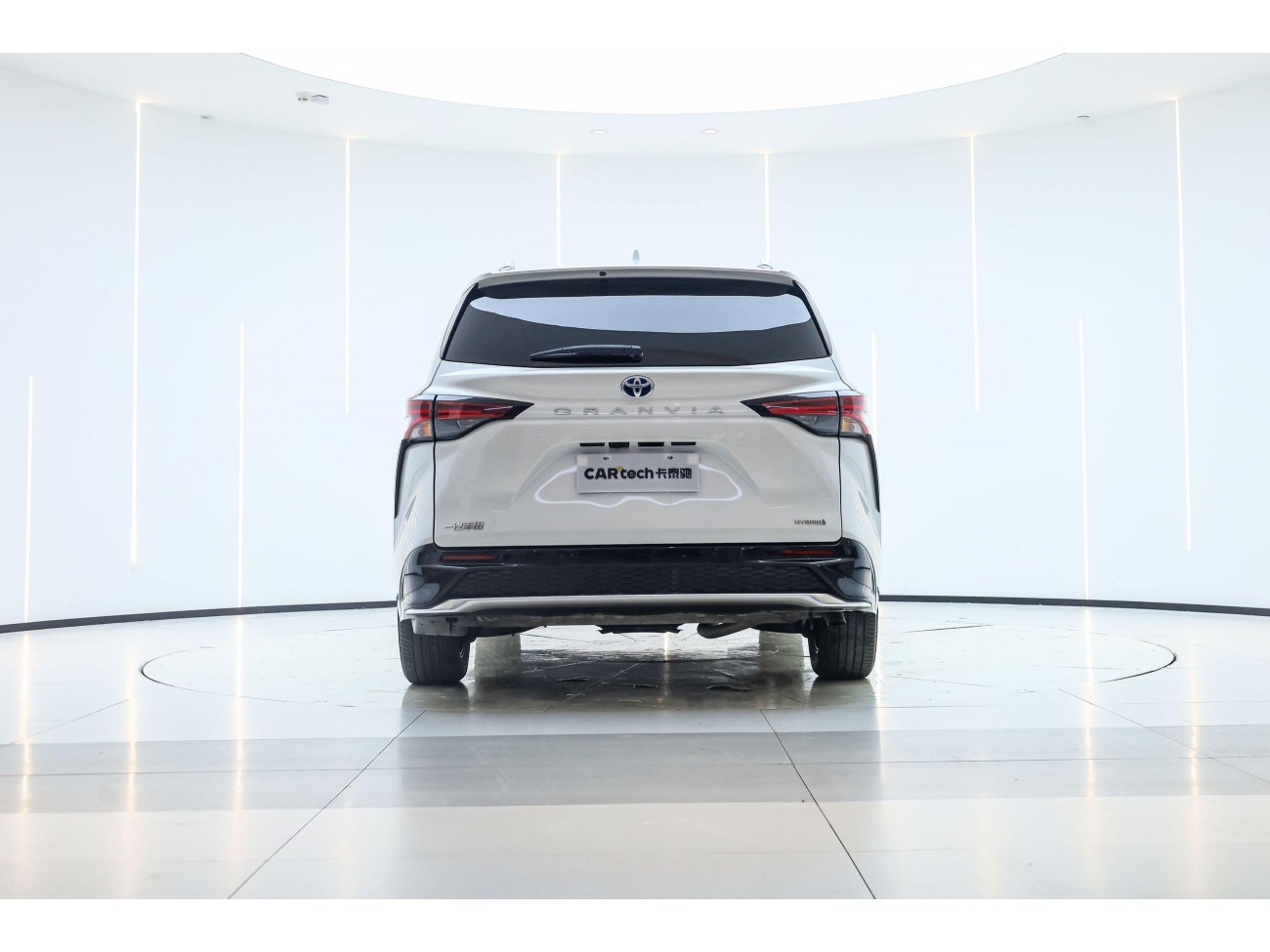 Toyota Granvia 2024