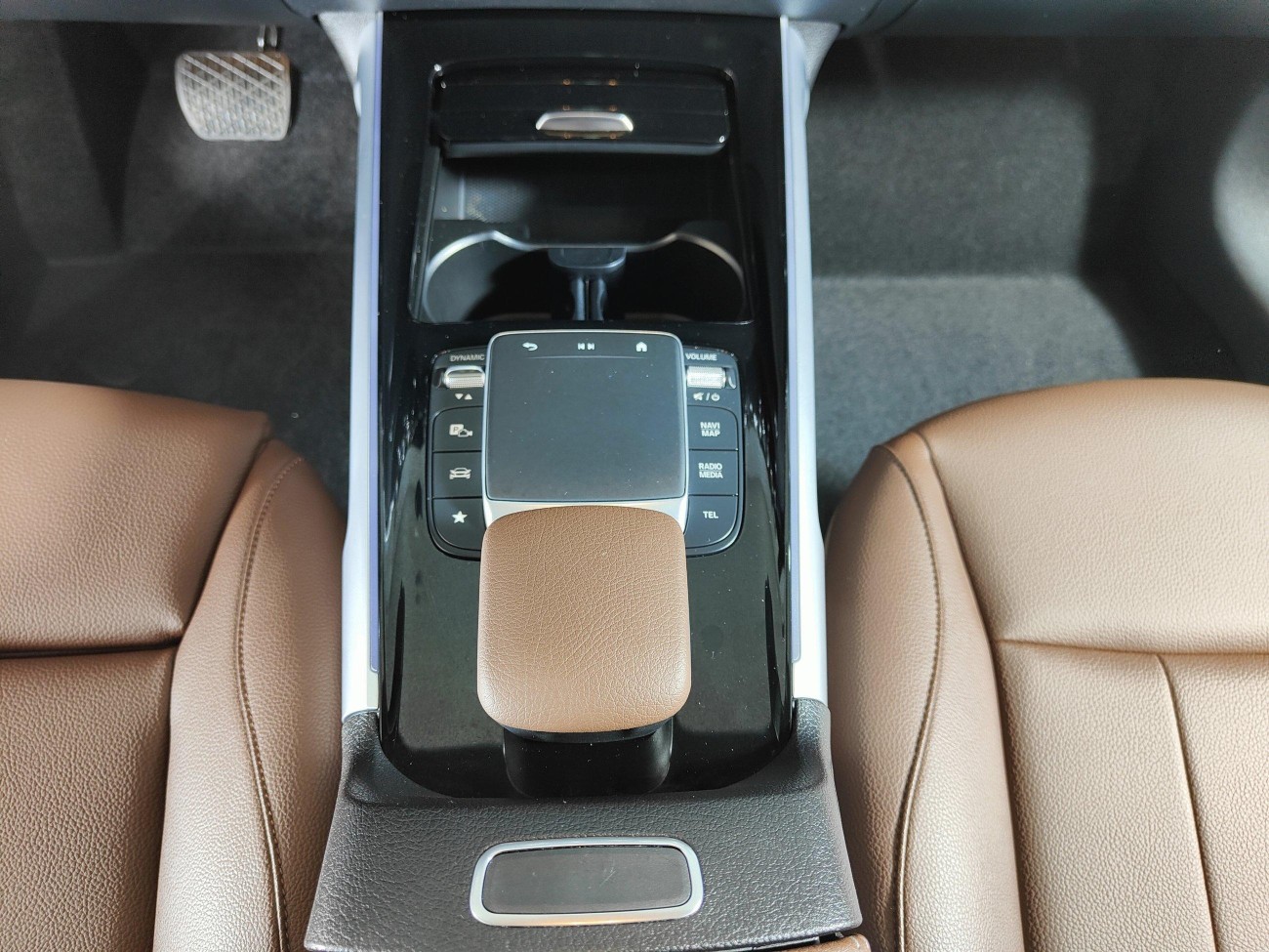 Mercedes-Benz GLB 2024