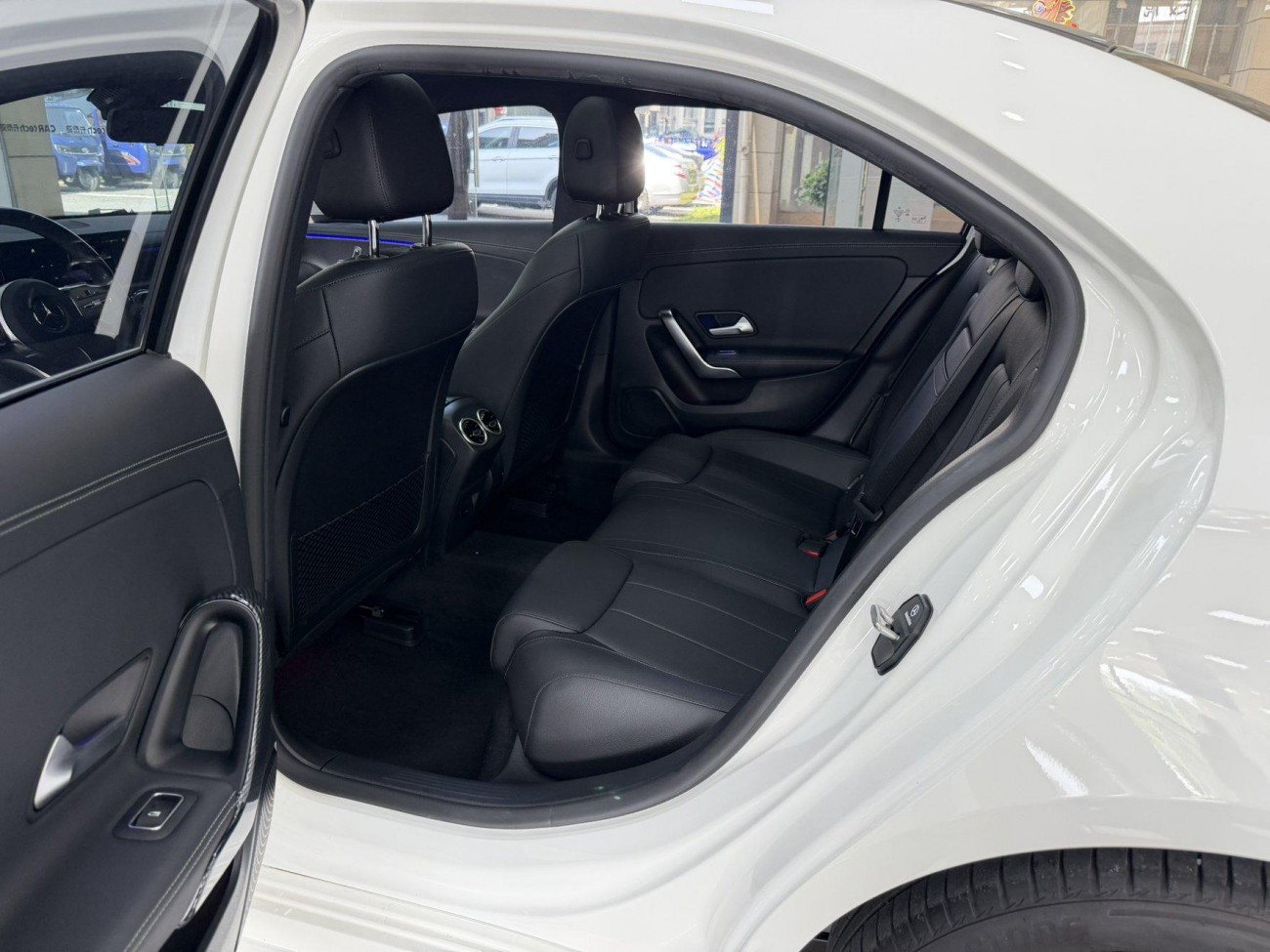 Mercedes-Benz A 200 L 2022