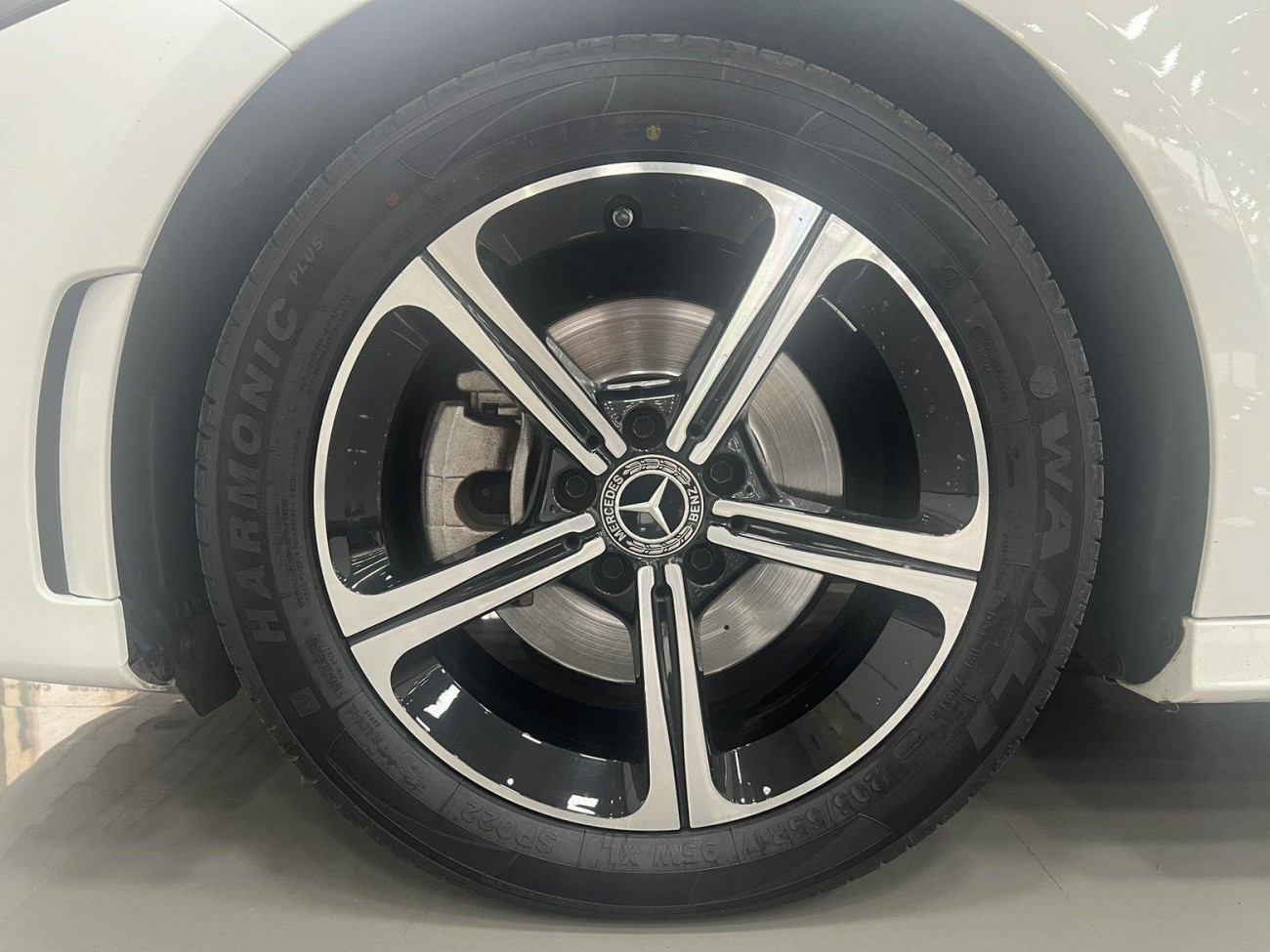 Mercedes-Benz A 200 L 2022