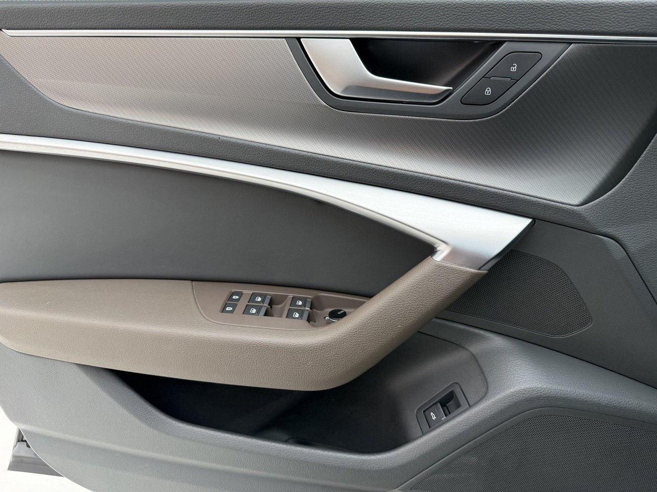 Audi A7L 45 TFSI 2023