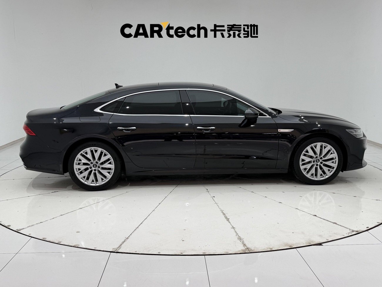 Audi A7L 45 TFSI 2023