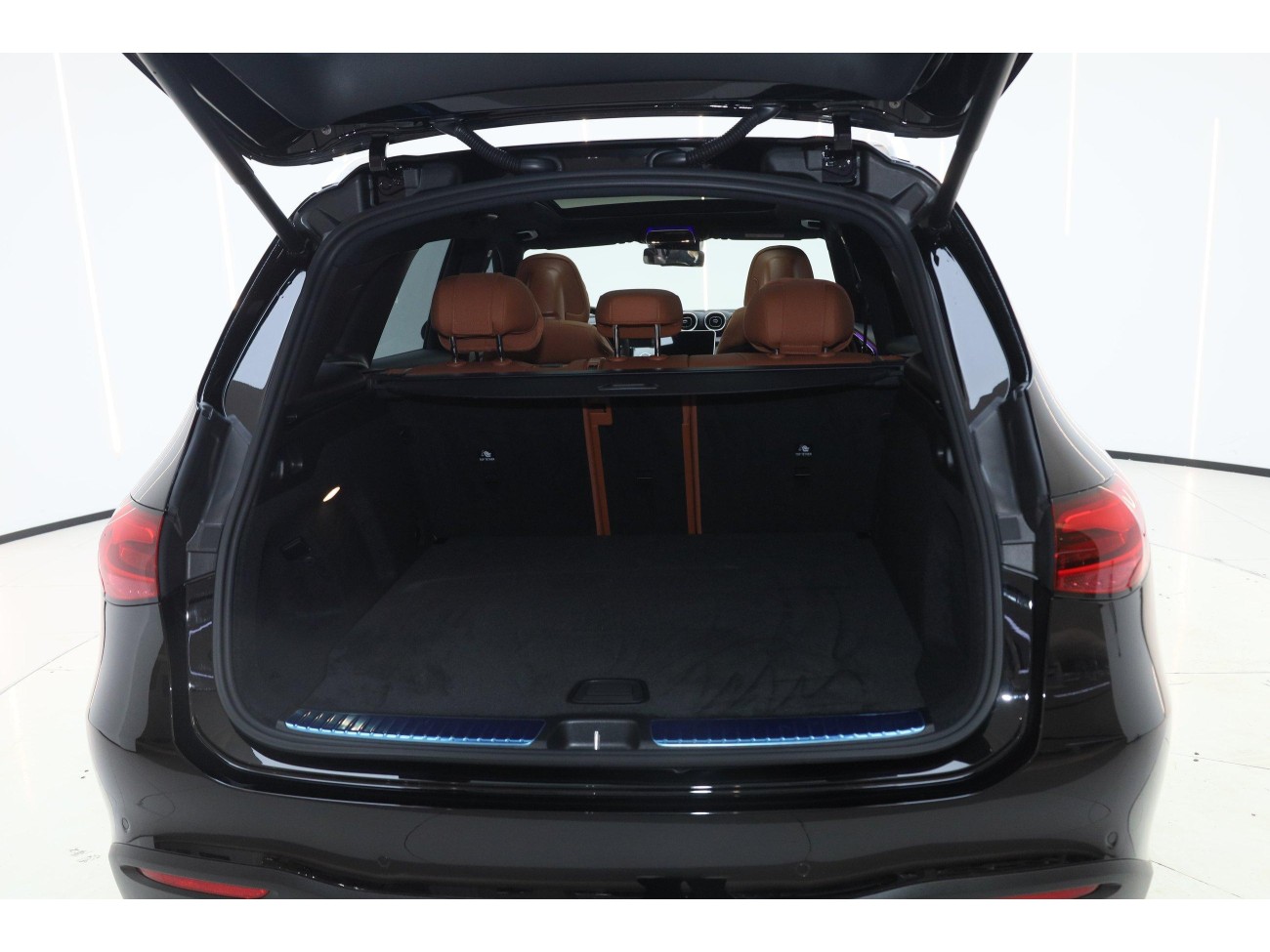 Mercedes-Benz GLC 260 L 2026