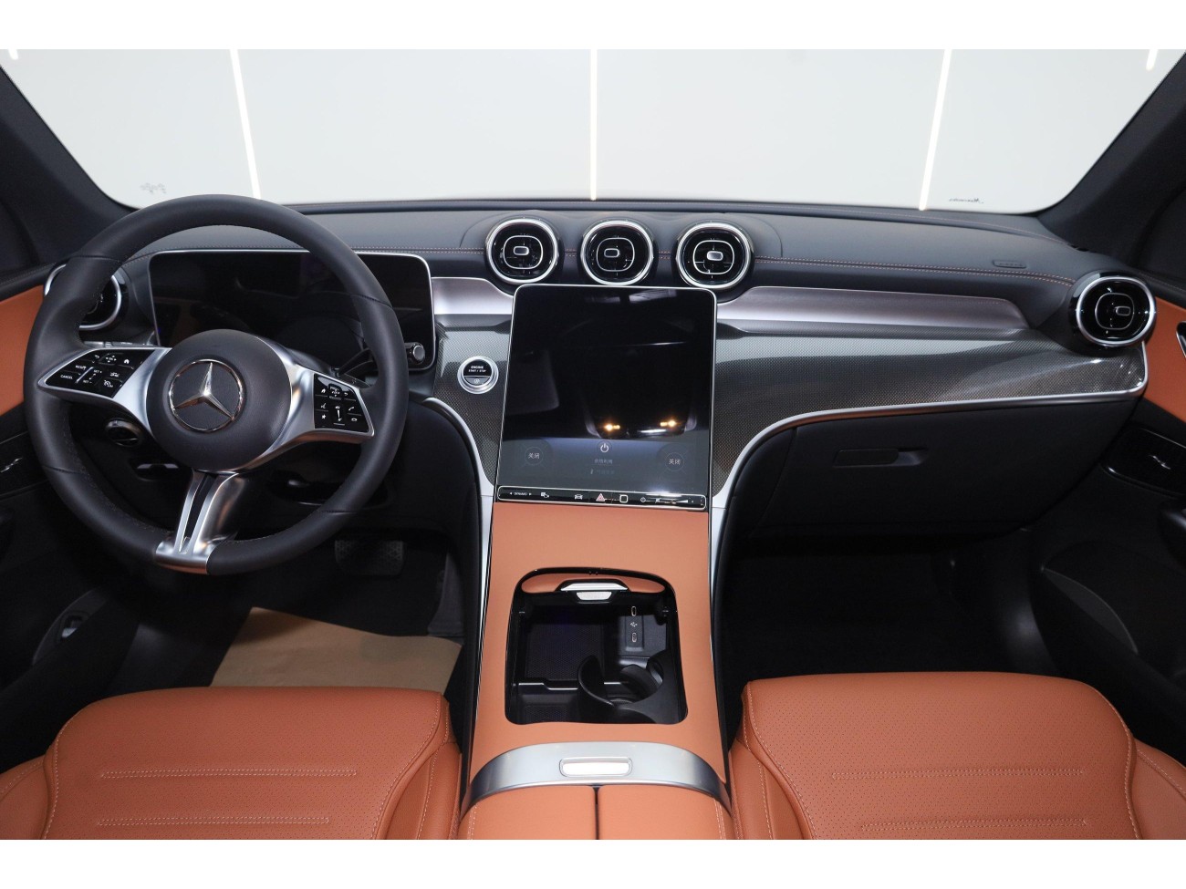 Mercedes-Benz GLC 260 L 2026