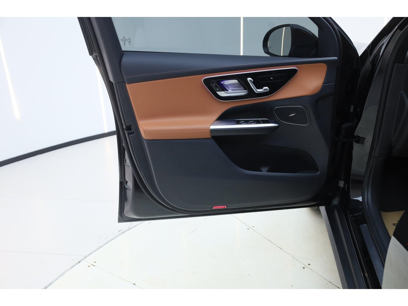 Mercedes-Benz GLC 260 L 2026