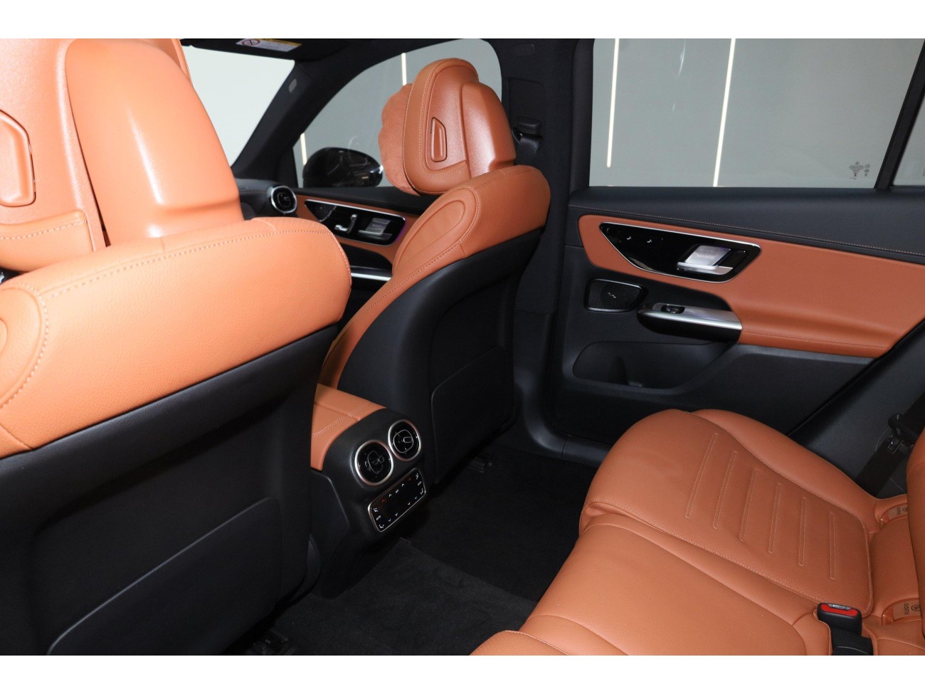 Mercedes-Benz GLC 260 L 2026