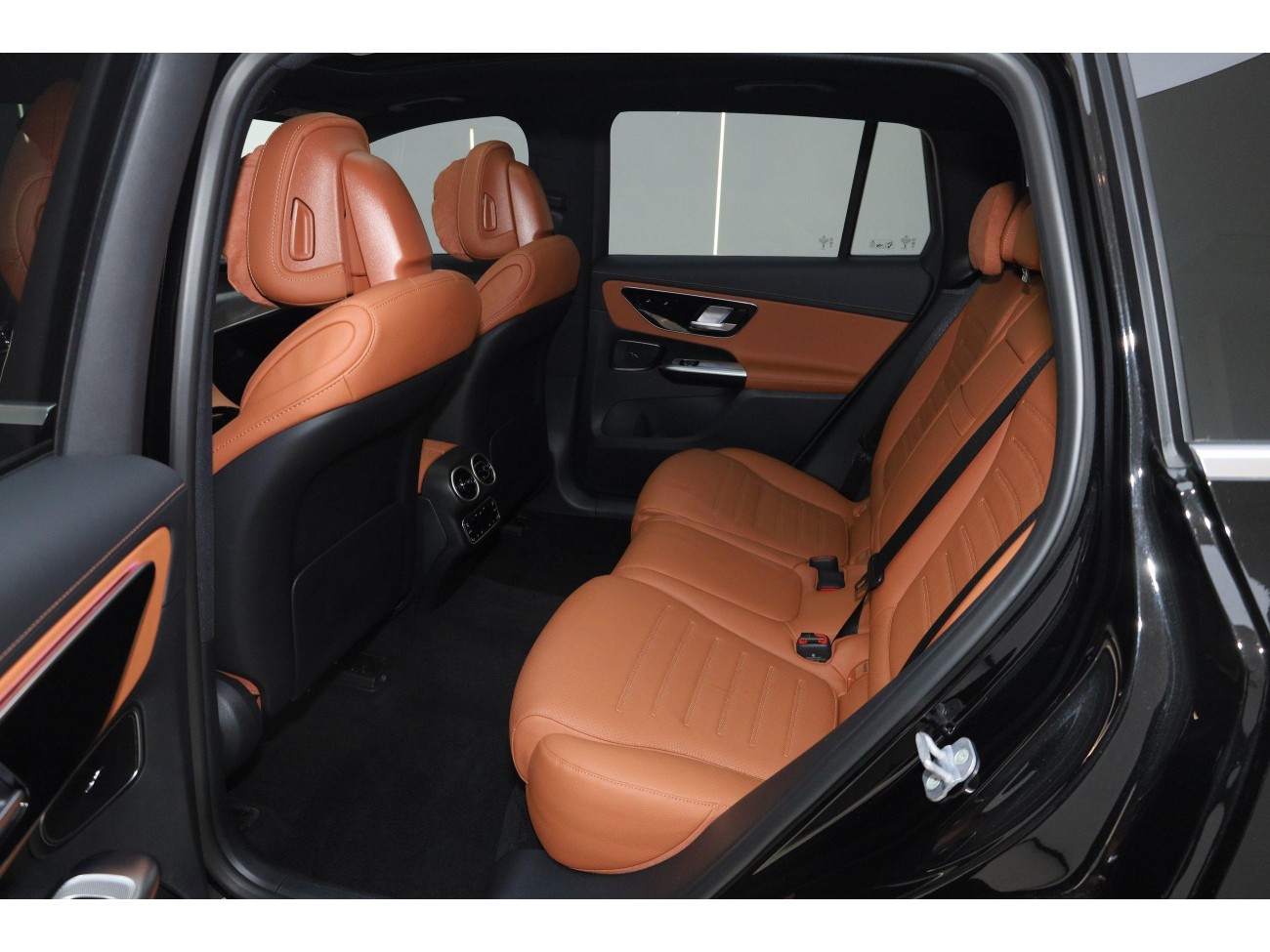 Mercedes-Benz GLC 260 L 2026