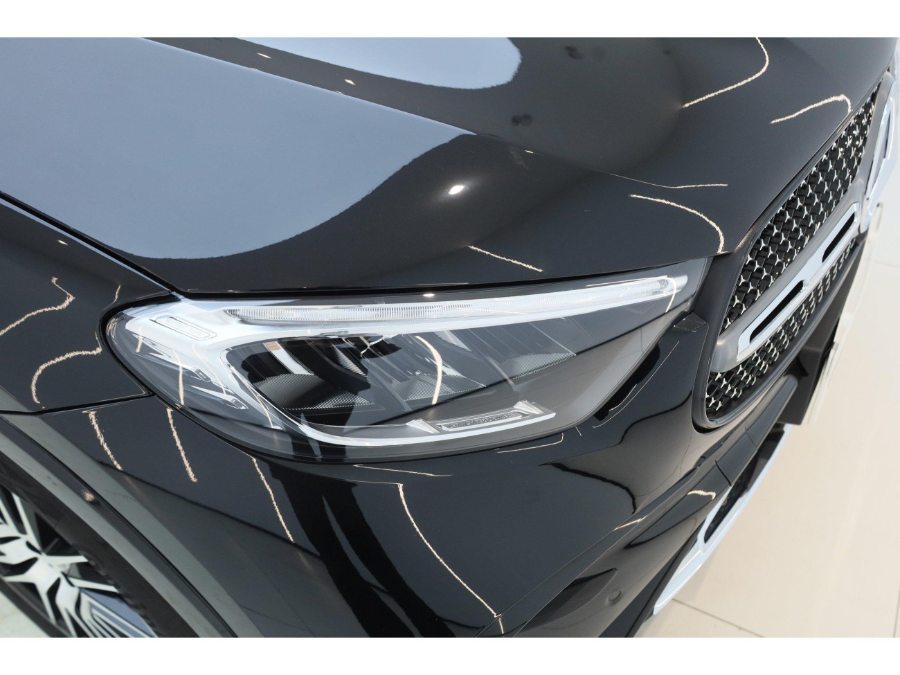 Mercedes-Benz GLC 260 L 2026