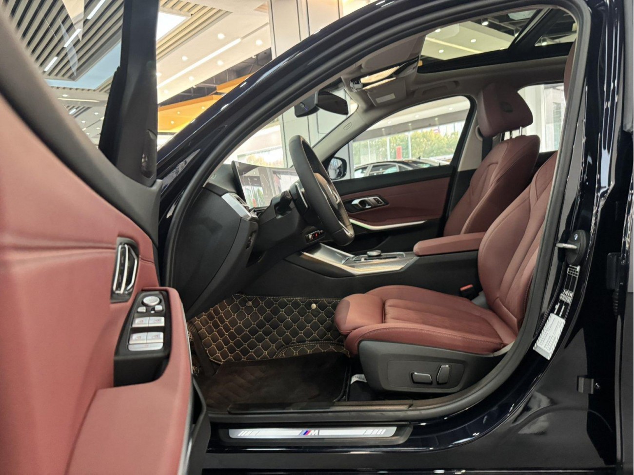 BMW 330Li 2025
