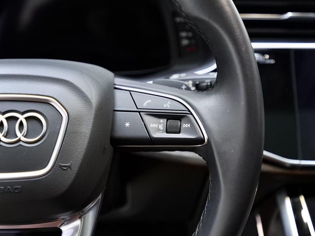 Audi Q7 45 TFSI 2021