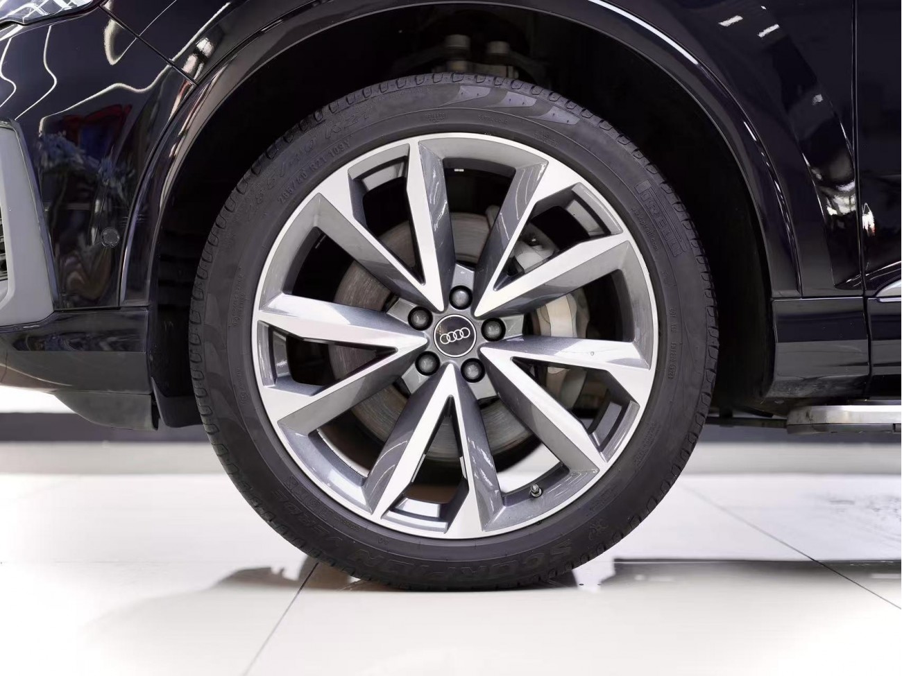 Audi Q7 45 TFSI 2021