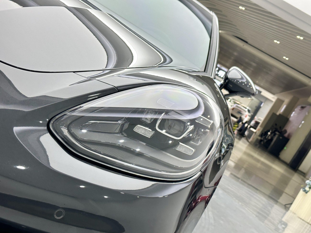 Porsche Panamera 2023