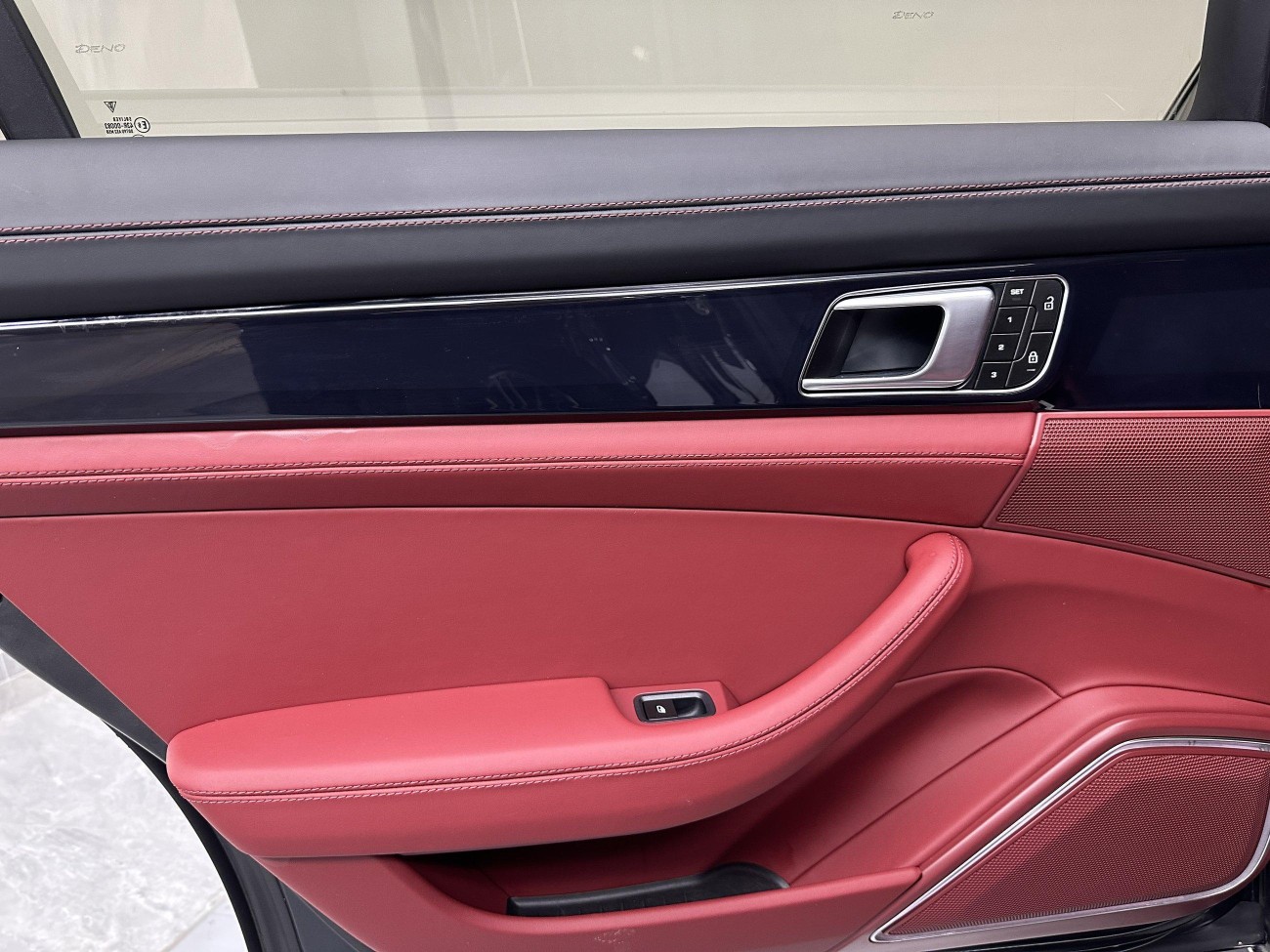 Porsche Panamera 2023