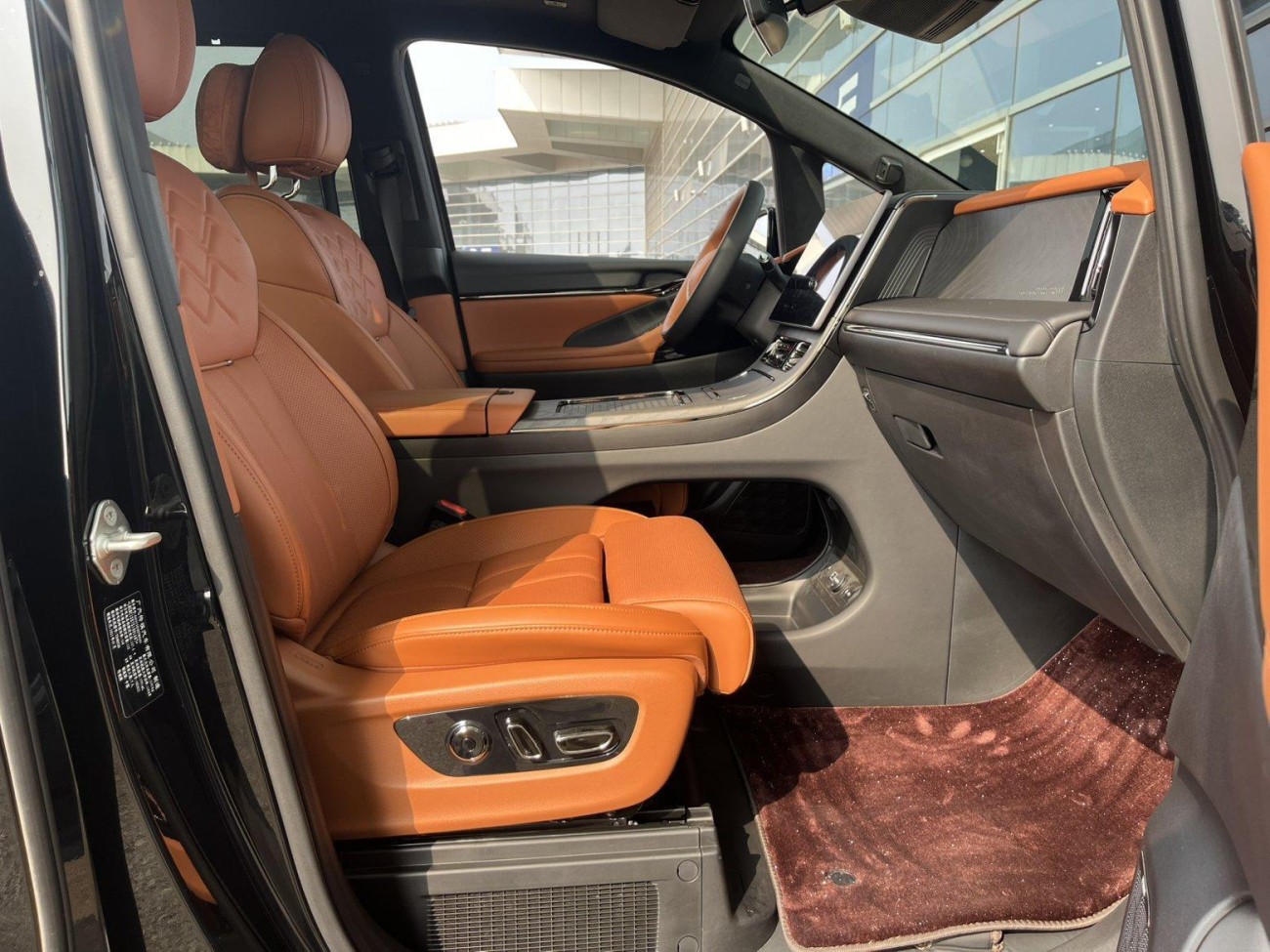 Trumpchi M8 2025
