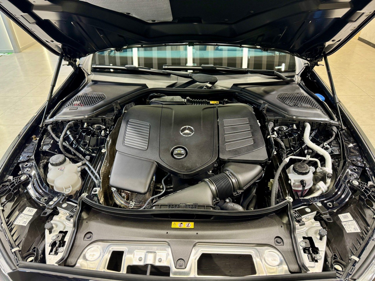 Mercedes-Benz E 300 L 2024