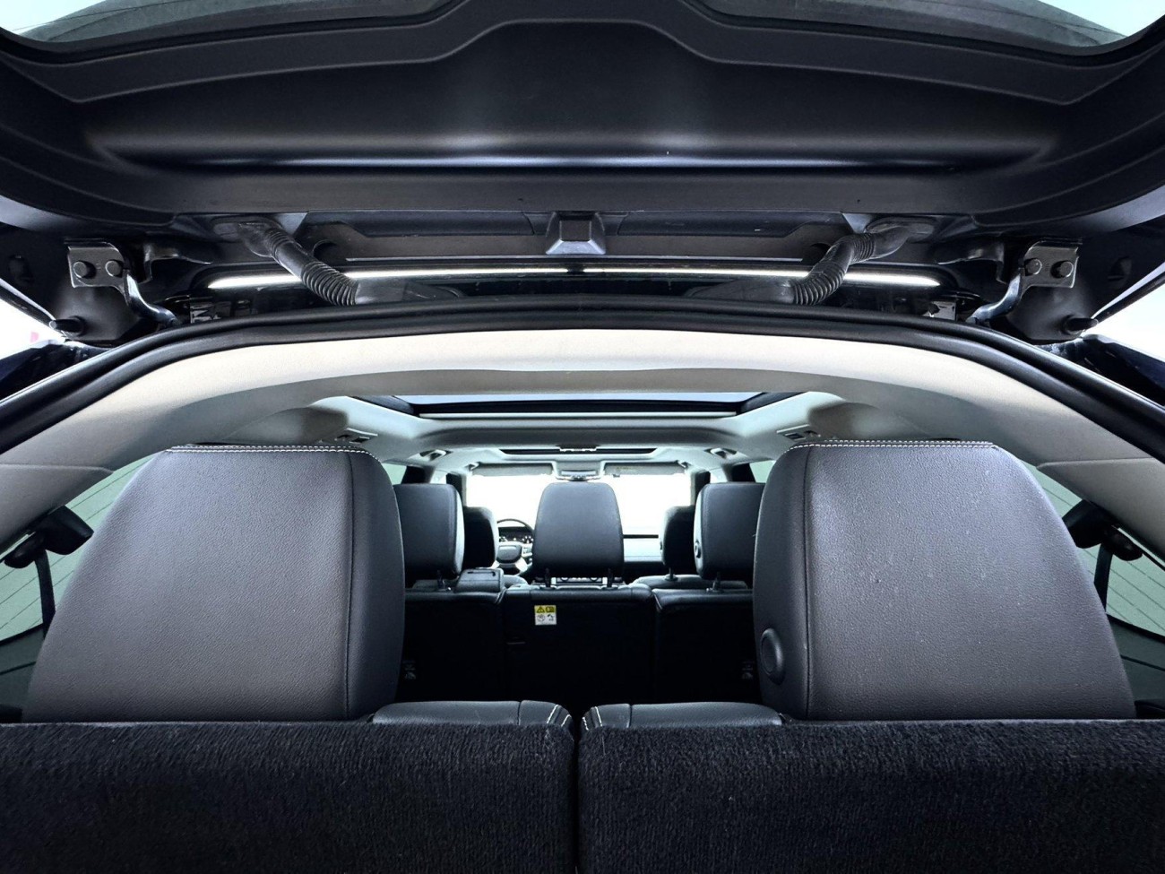 Land Rover Discovery 2024