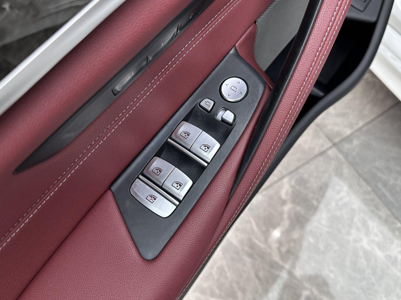 BMW 525Li 2021