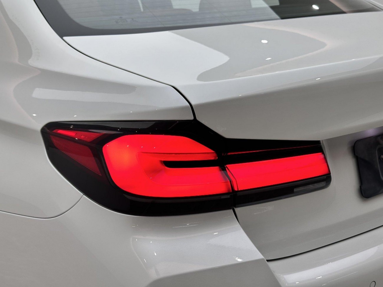 BMW 525Li 2021