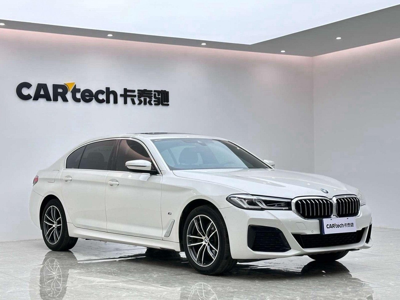 BMW 525Li 2021