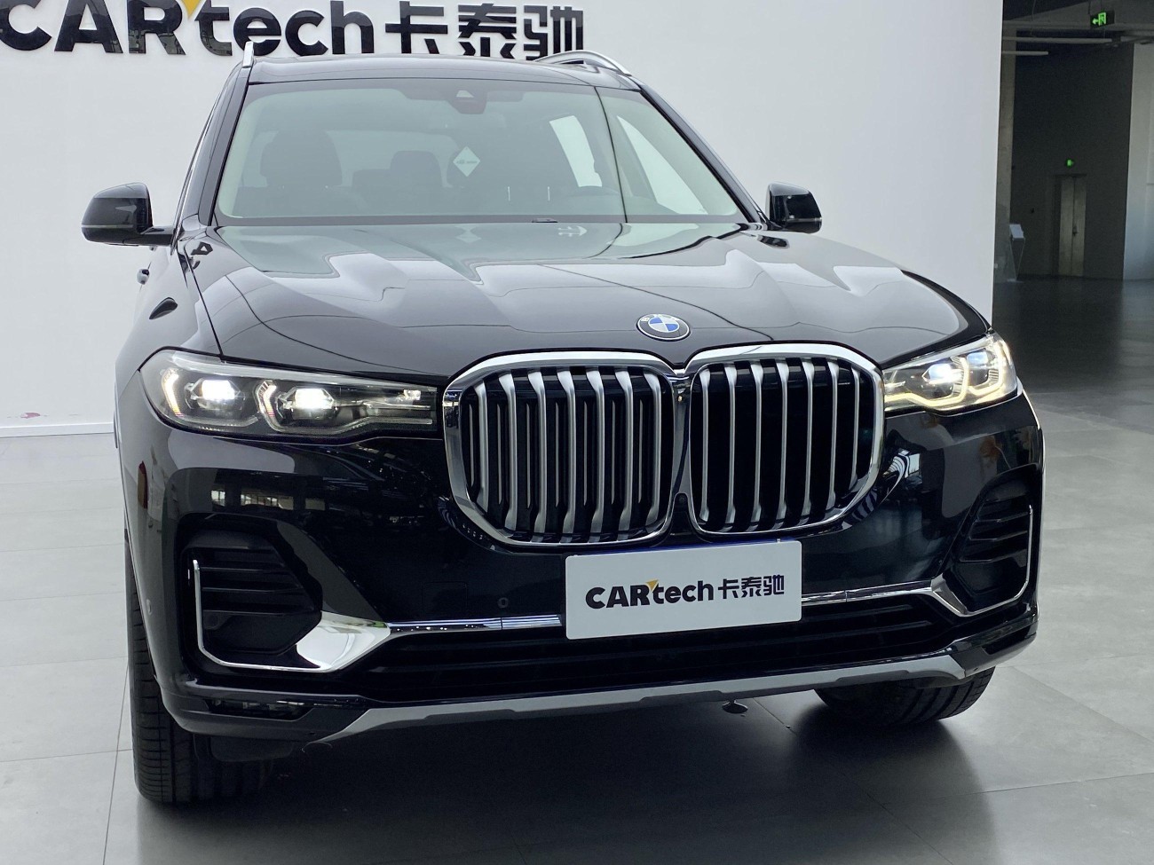 BMW X7 2019