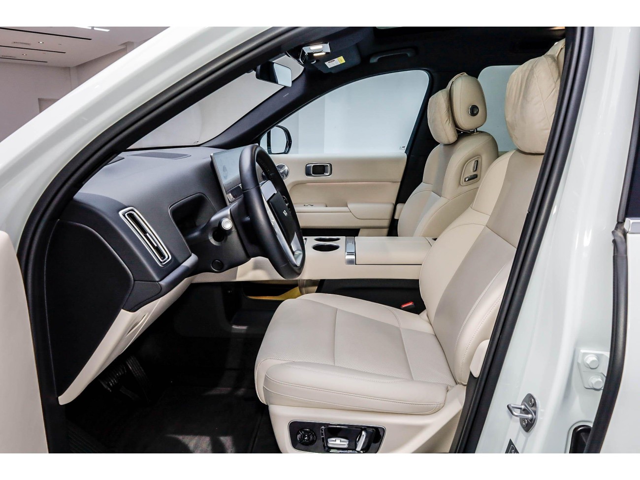Li Auto L8 2025