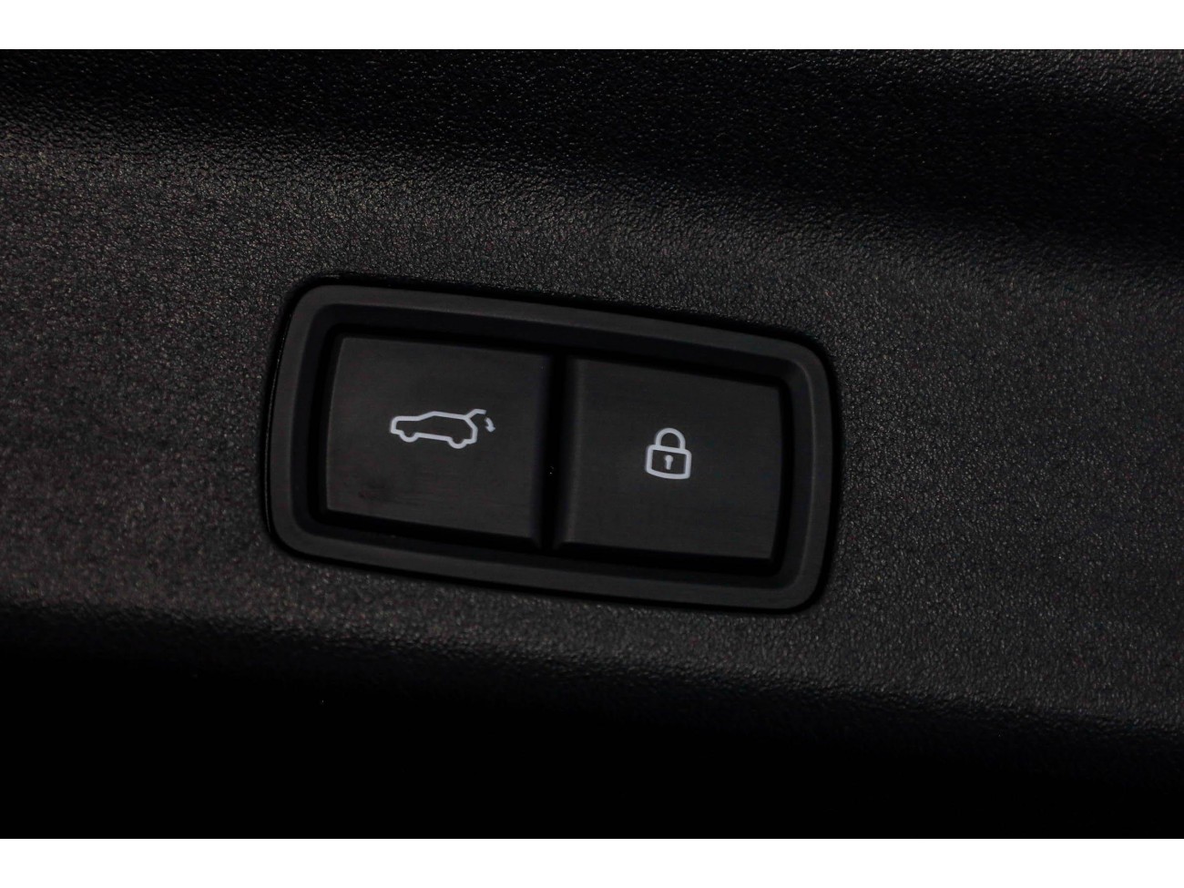 Li Auto L8 2025
