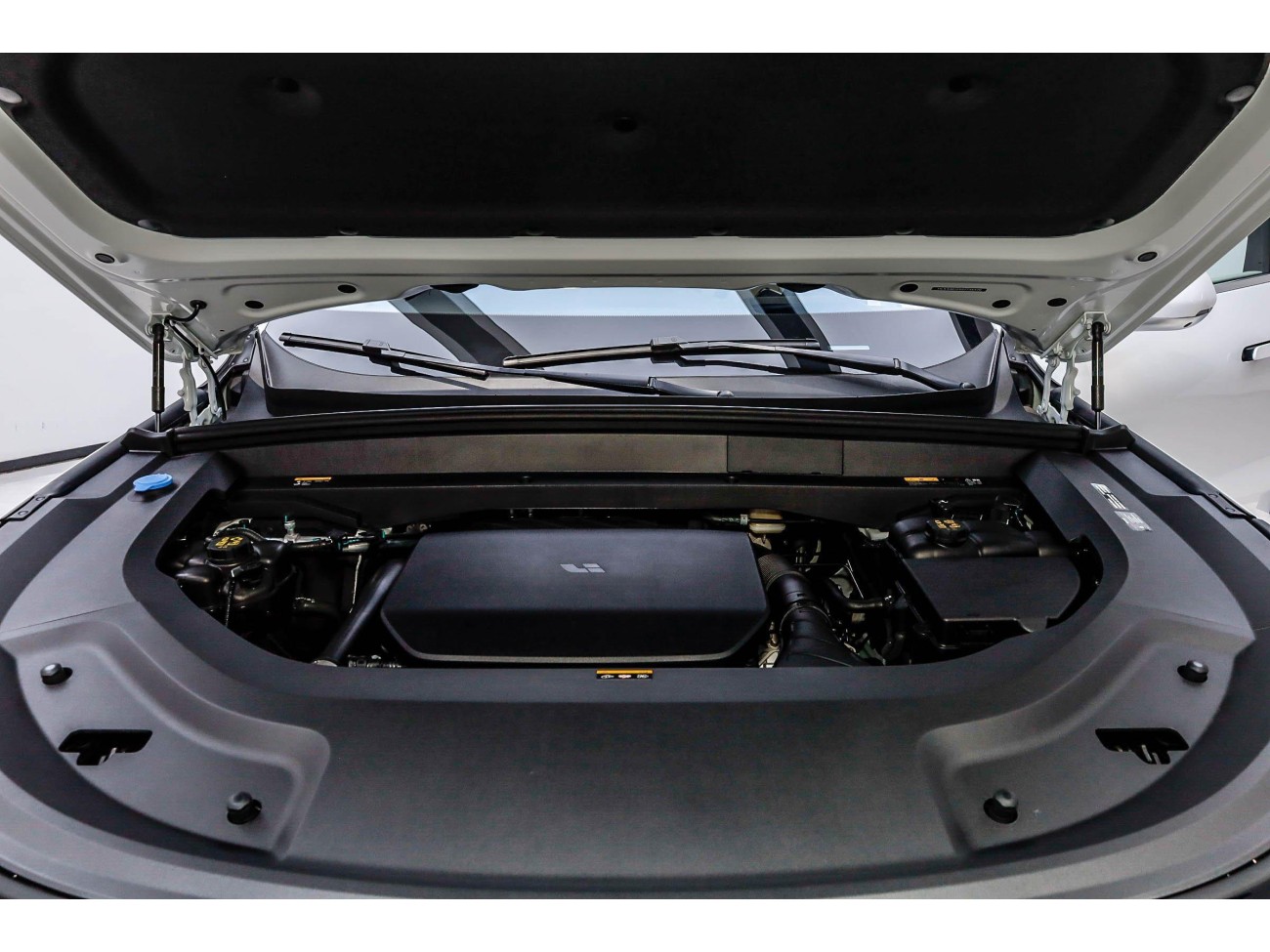 Li Auto L8 2025