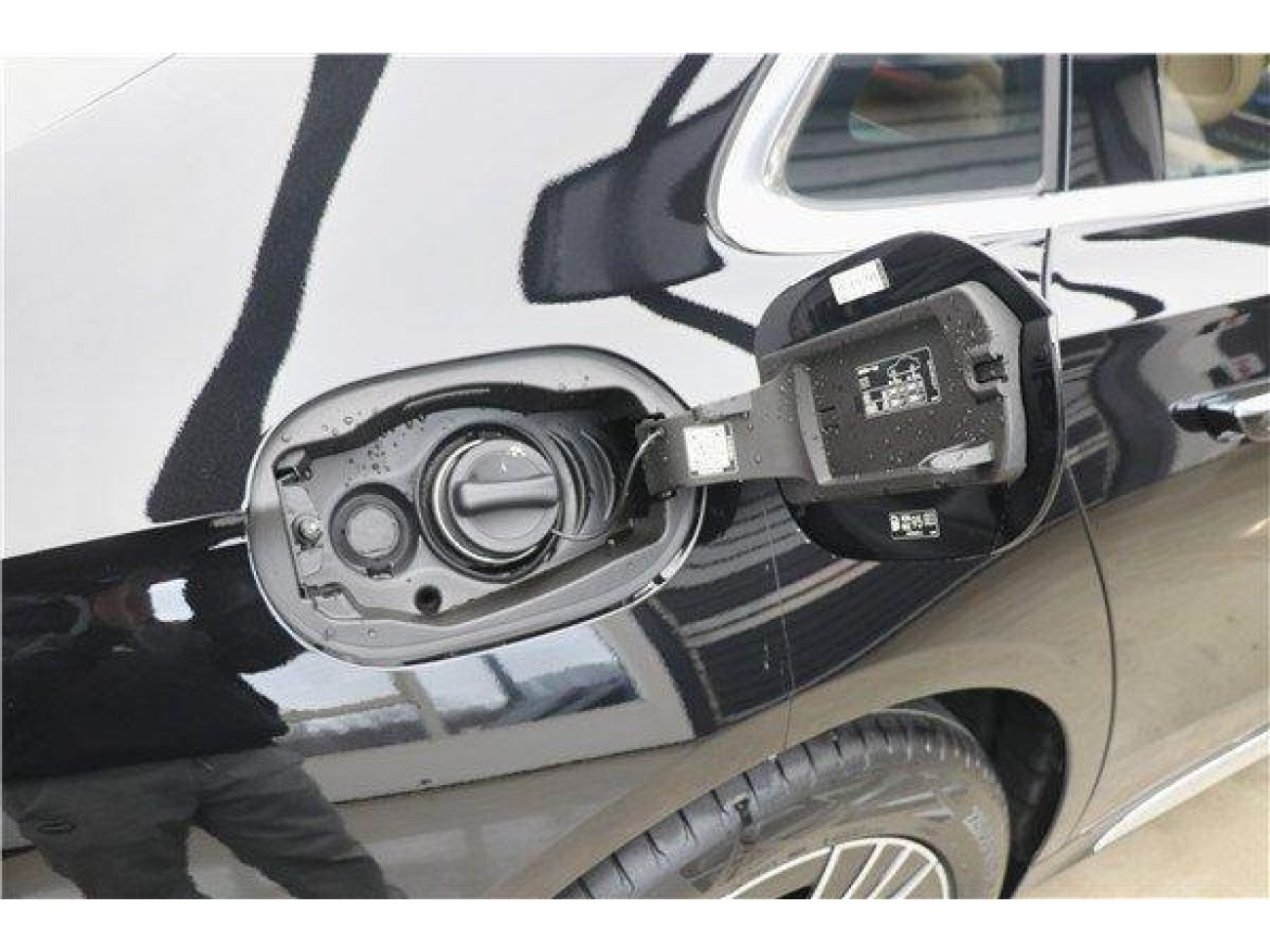 Mercedes-Benz E 260 L 2026
