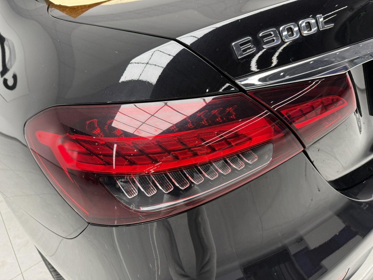 Mercedes-Benz E 300 L 2023