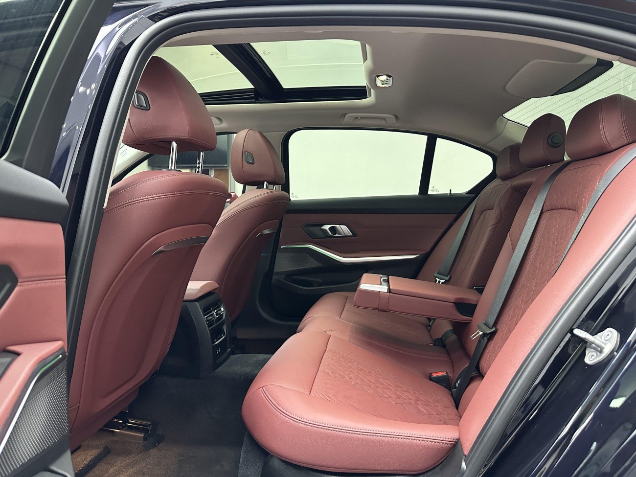 BMW 325Li 2025