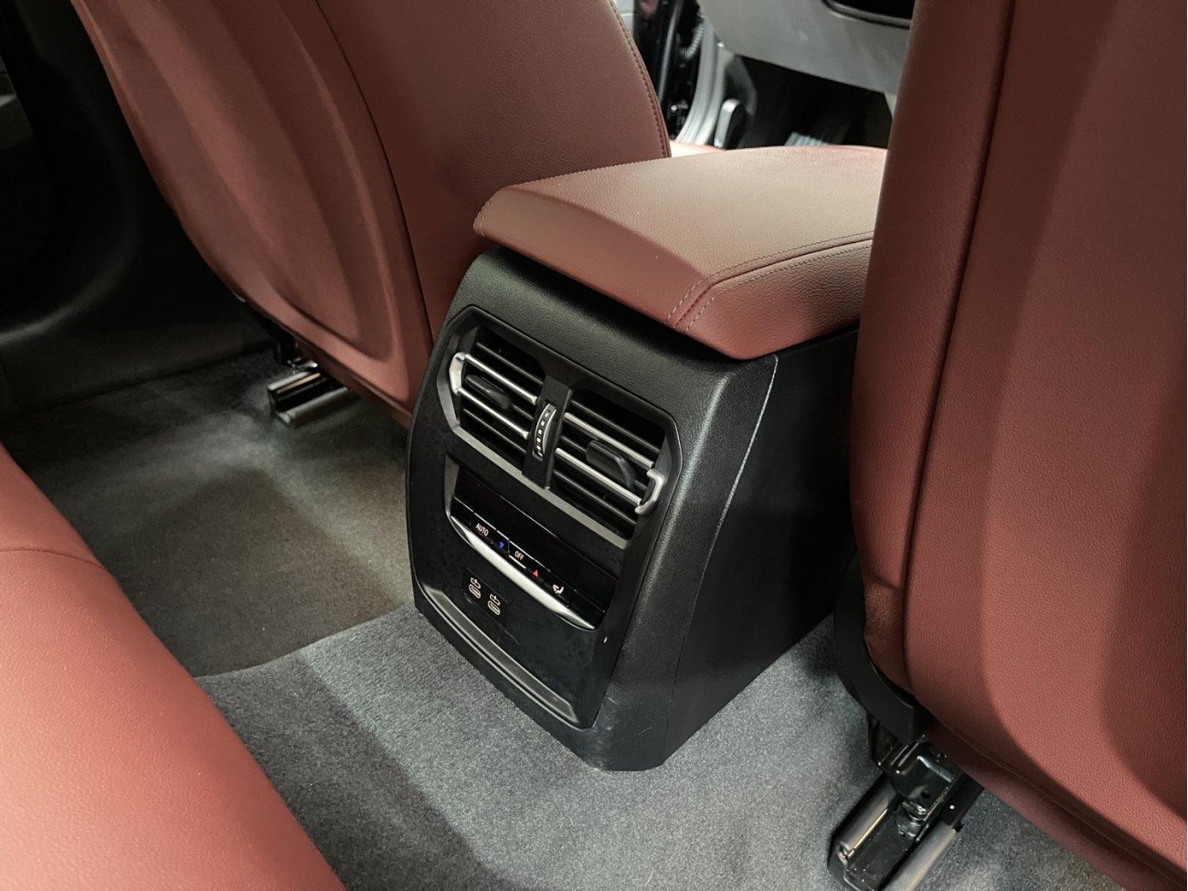 BMW 325i 2024