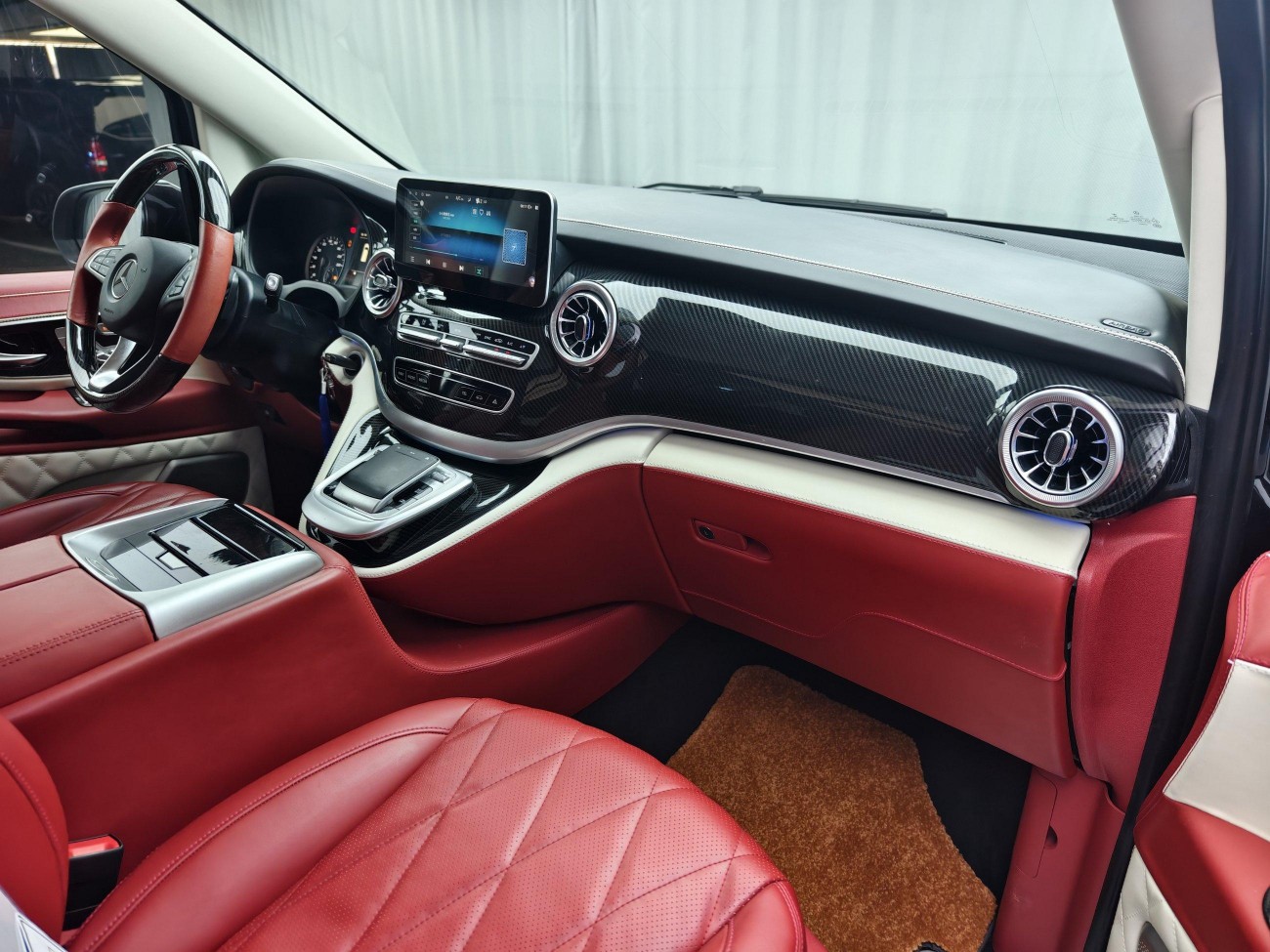Mercedes-Benz 2021 2023