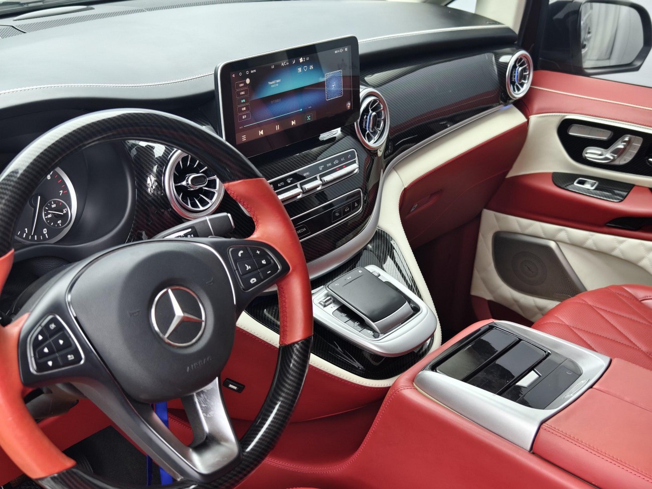 Mercedes-Benz 2021 2023
