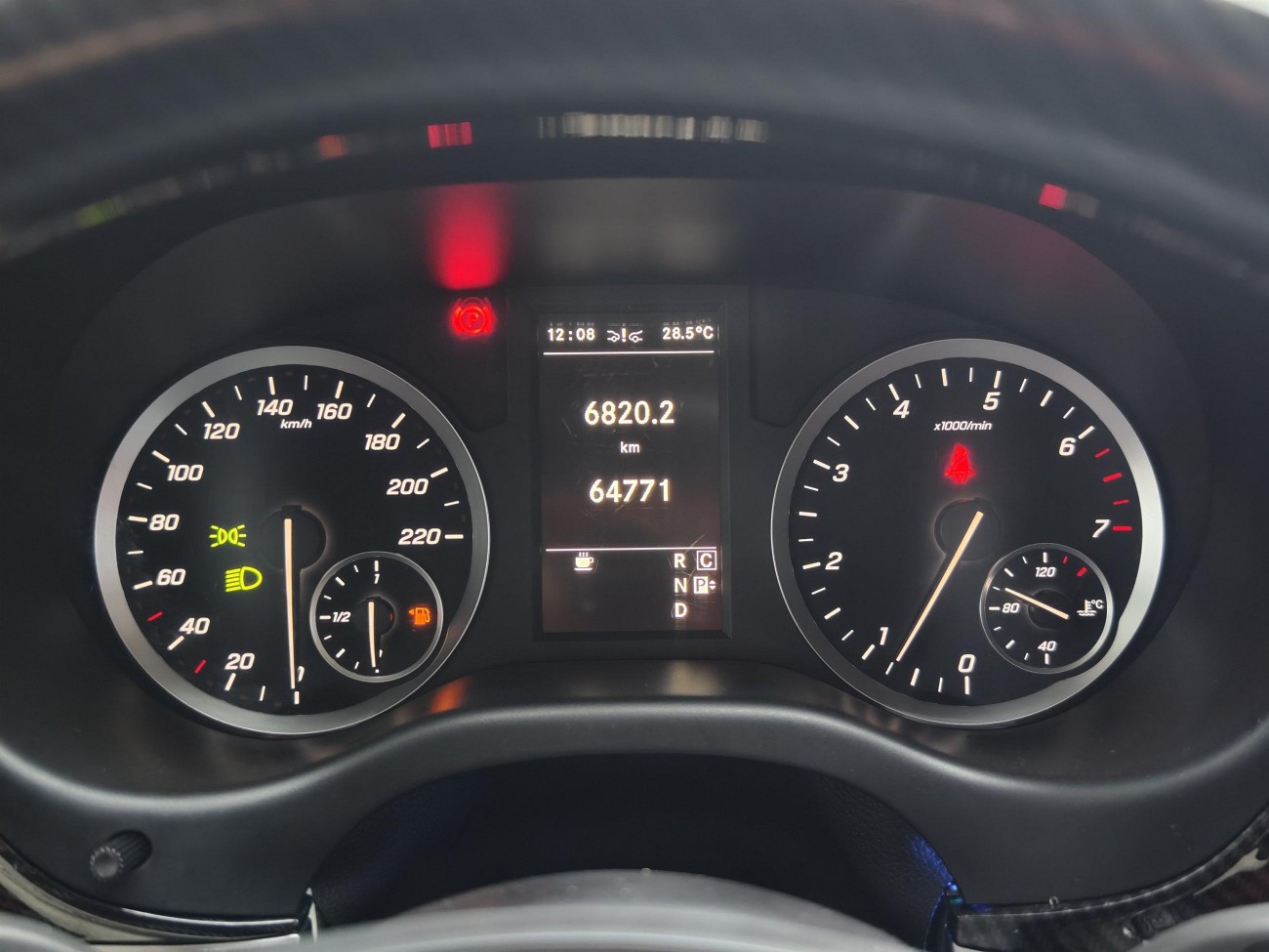 Mercedes-Benz 2021 2023